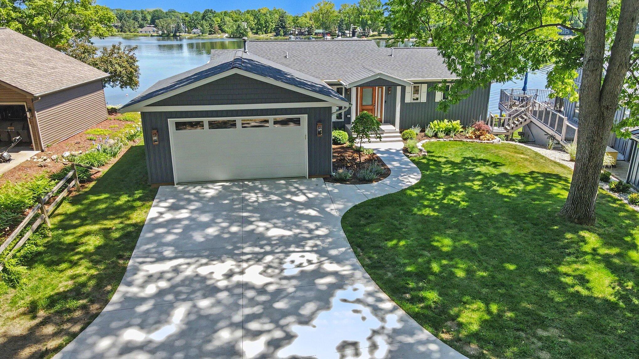 7970 Island Court