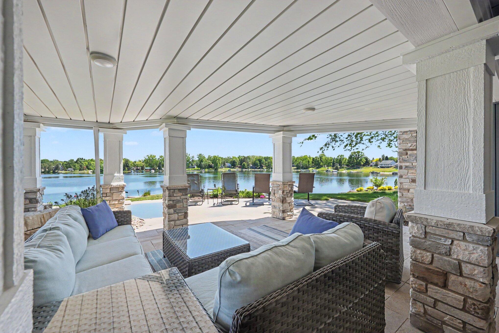 7970 Island Court