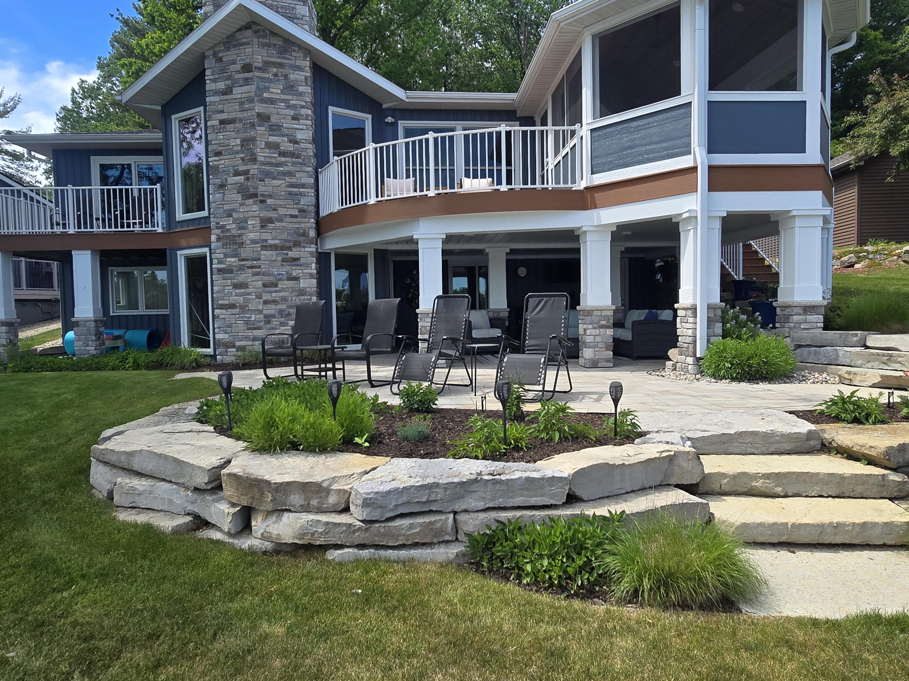 7970 Island Court