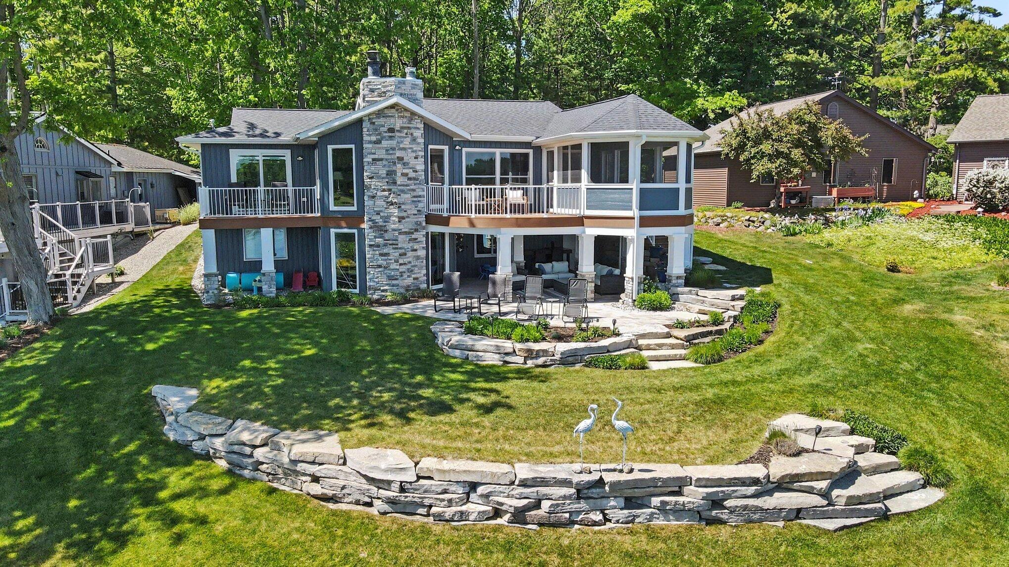 7970 Island Court