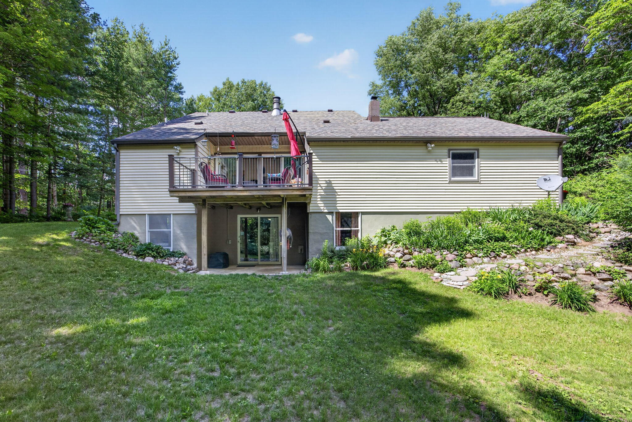 21643 11 Mile Road