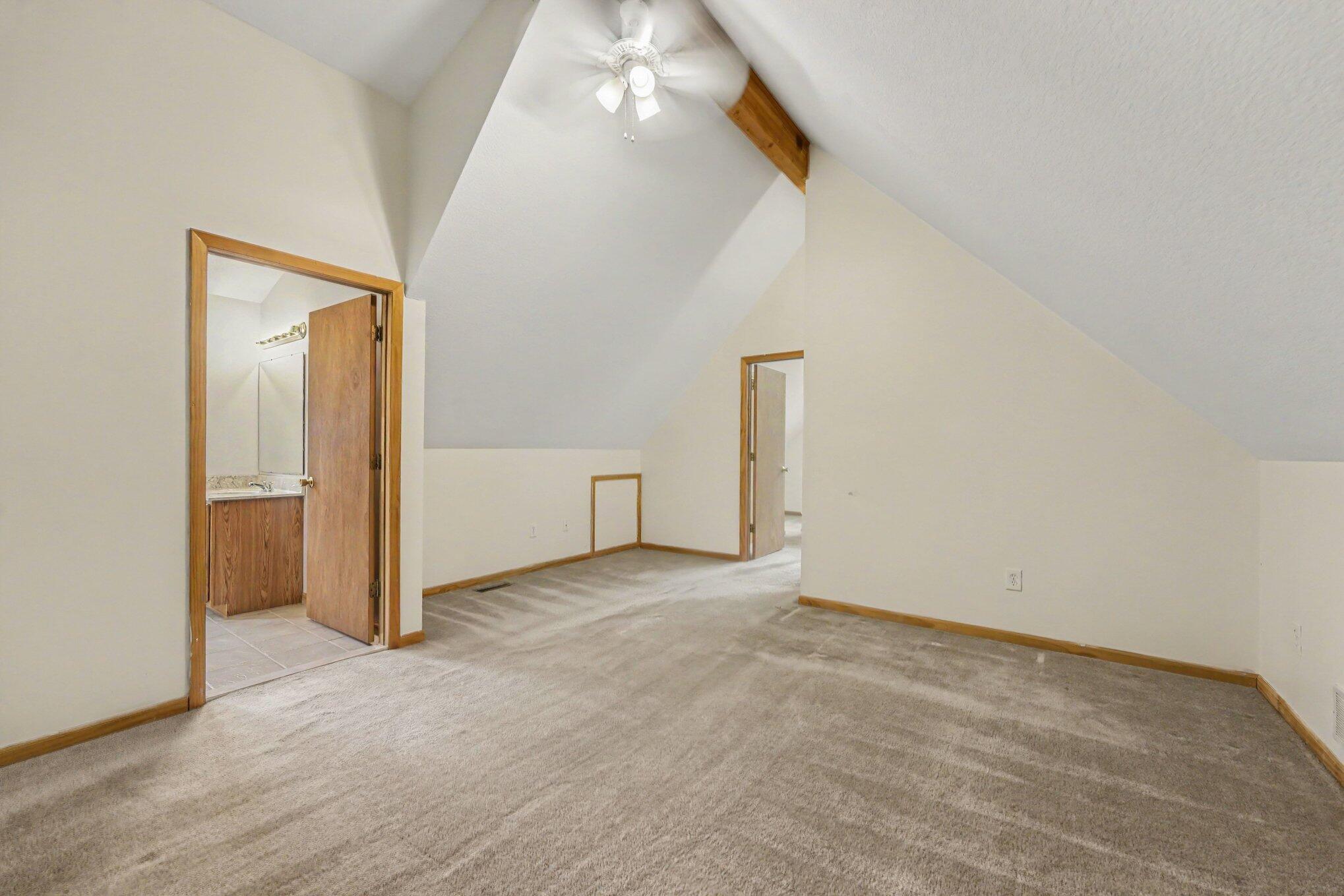 8885 Edgewater Drive