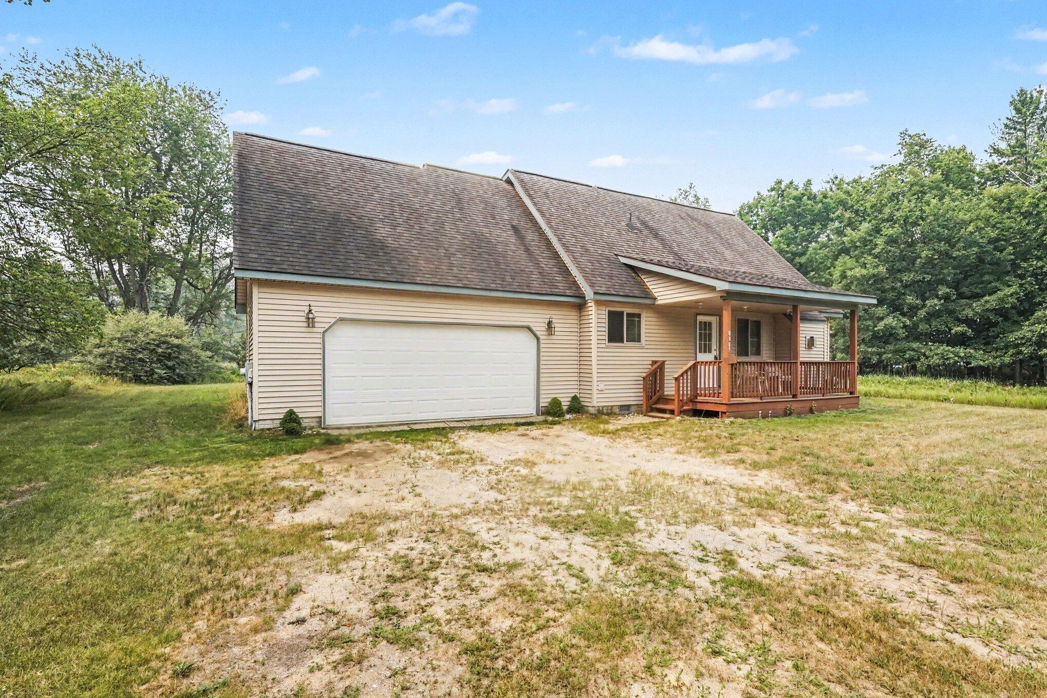 8885 Edgewater Drive