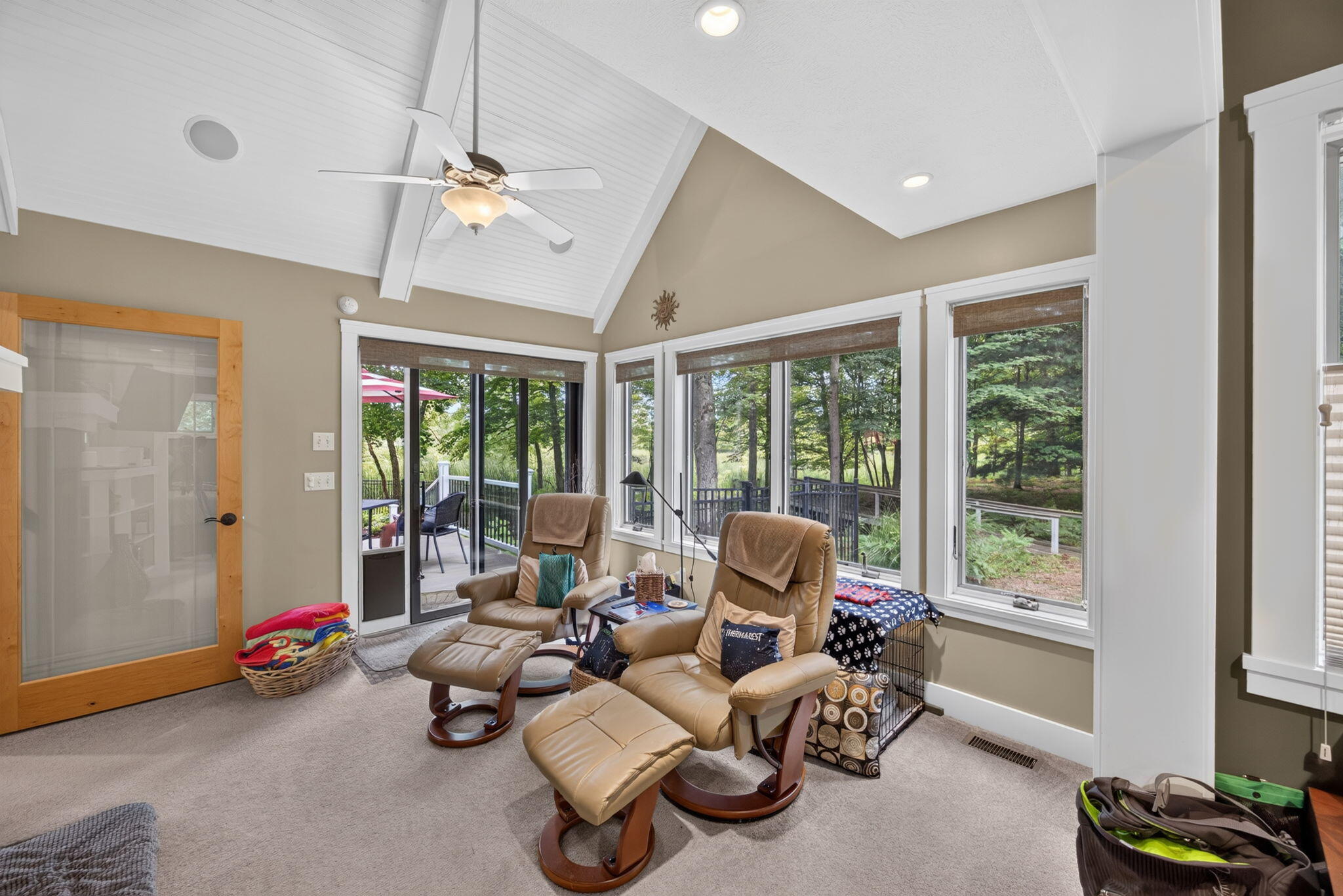 9443 Clubhouse Drive W