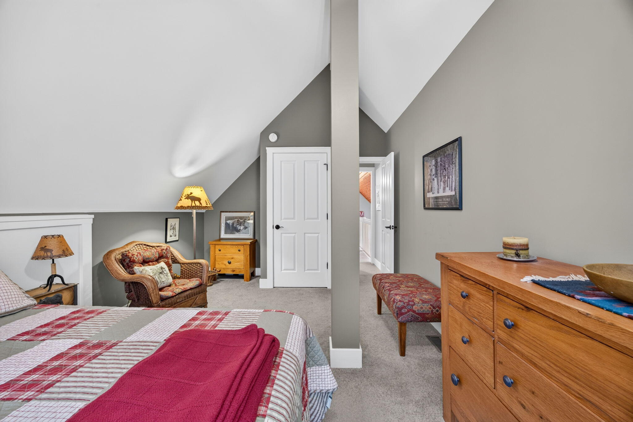 9443 Clubhouse Drive W