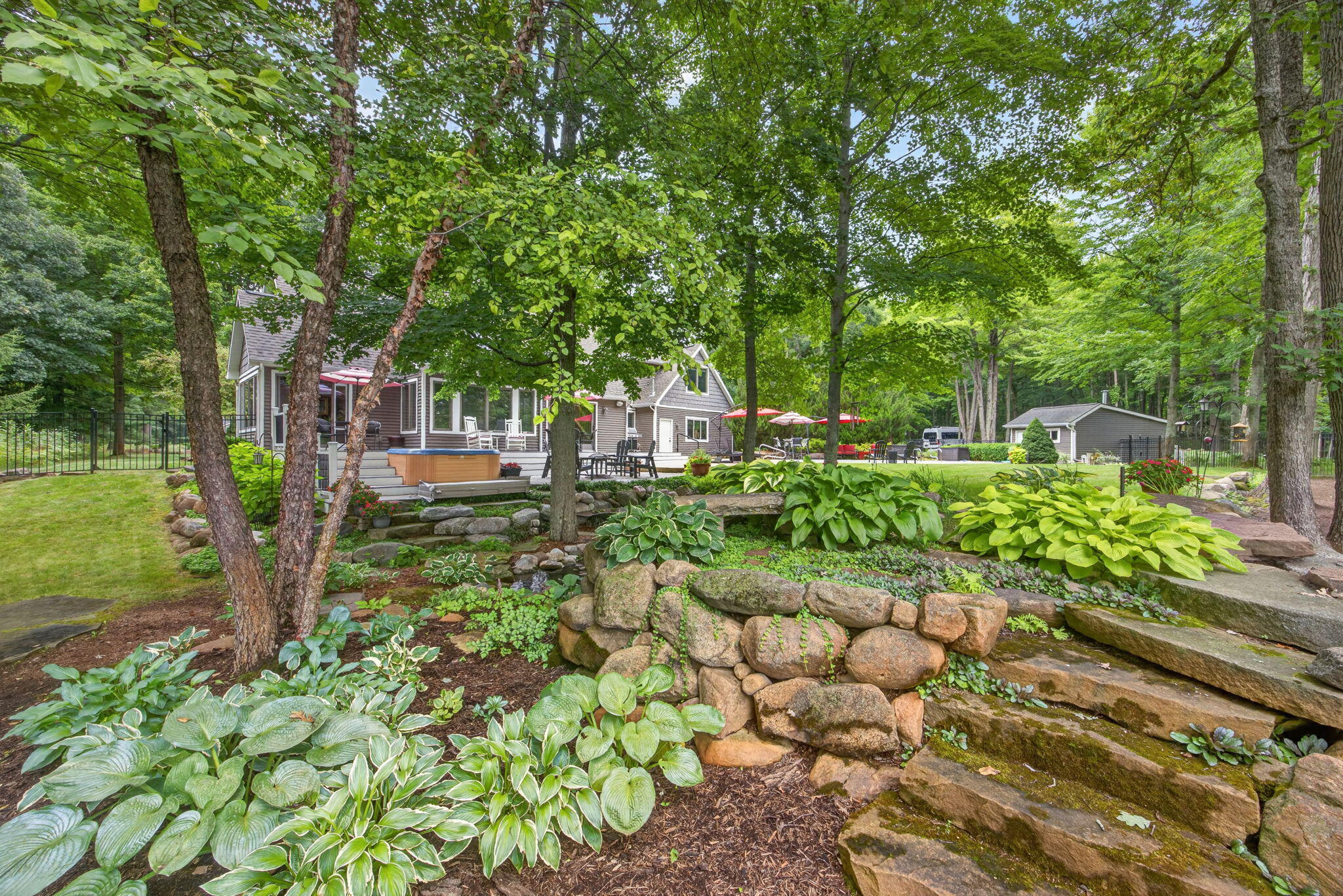 9443 Clubhouse Drive W