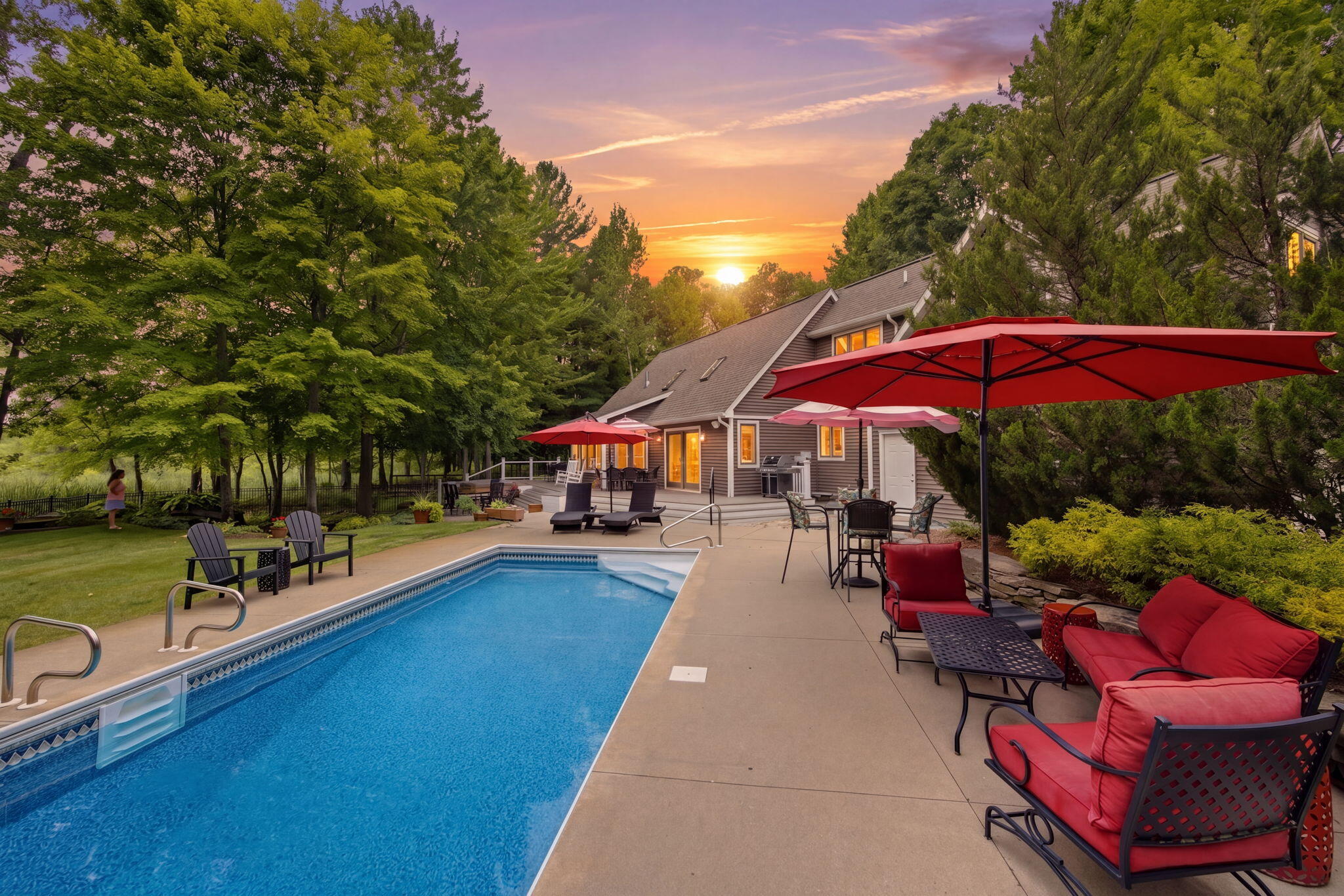 9443 Clubhouse Drive W