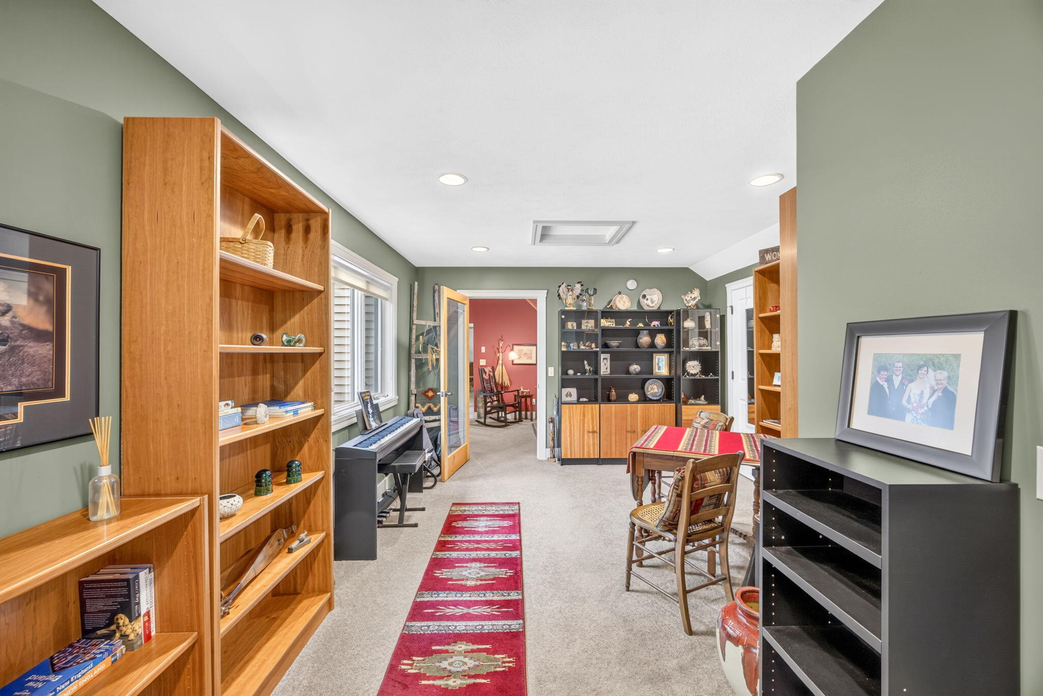 9443 Clubhouse Drive W