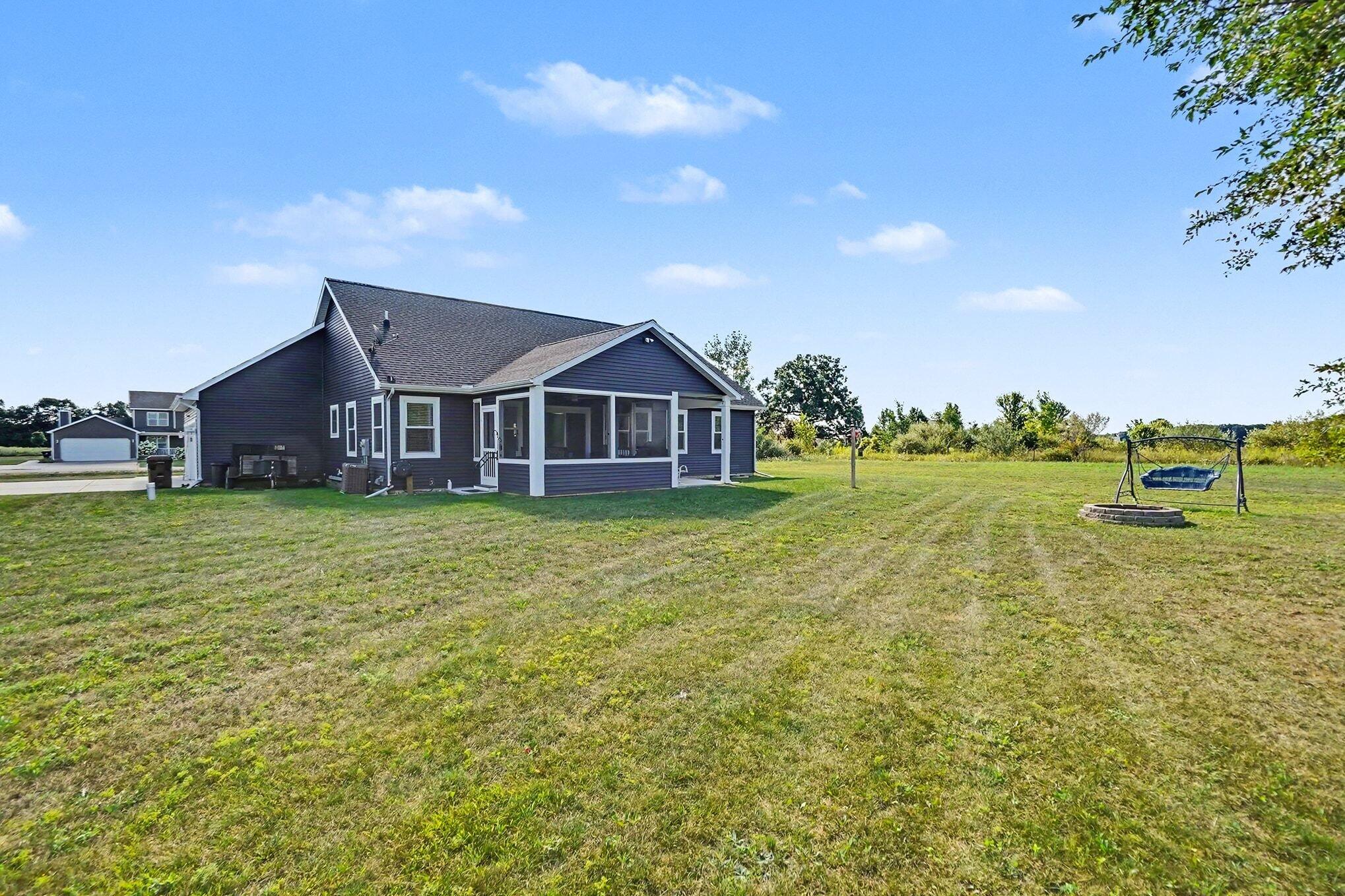 1501 Whitepine Court