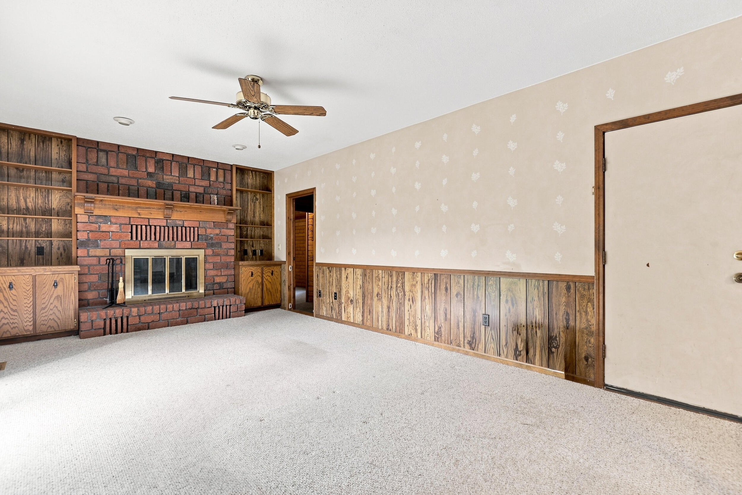 720 Novak Lane