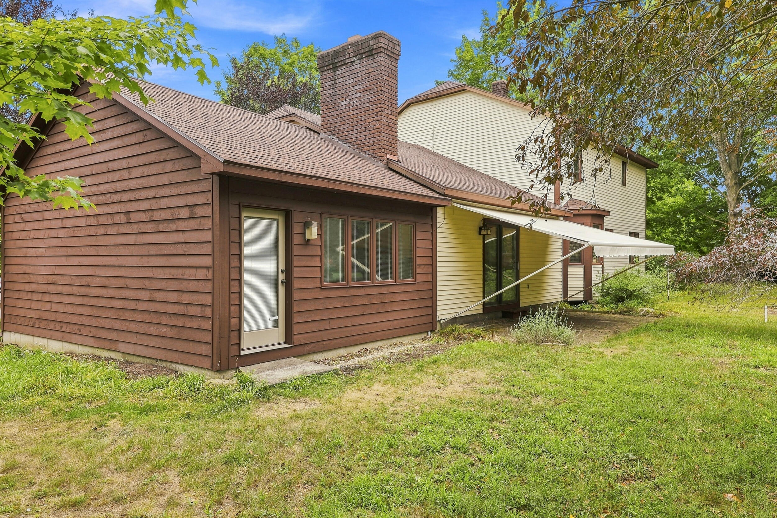 720 Novak Lane