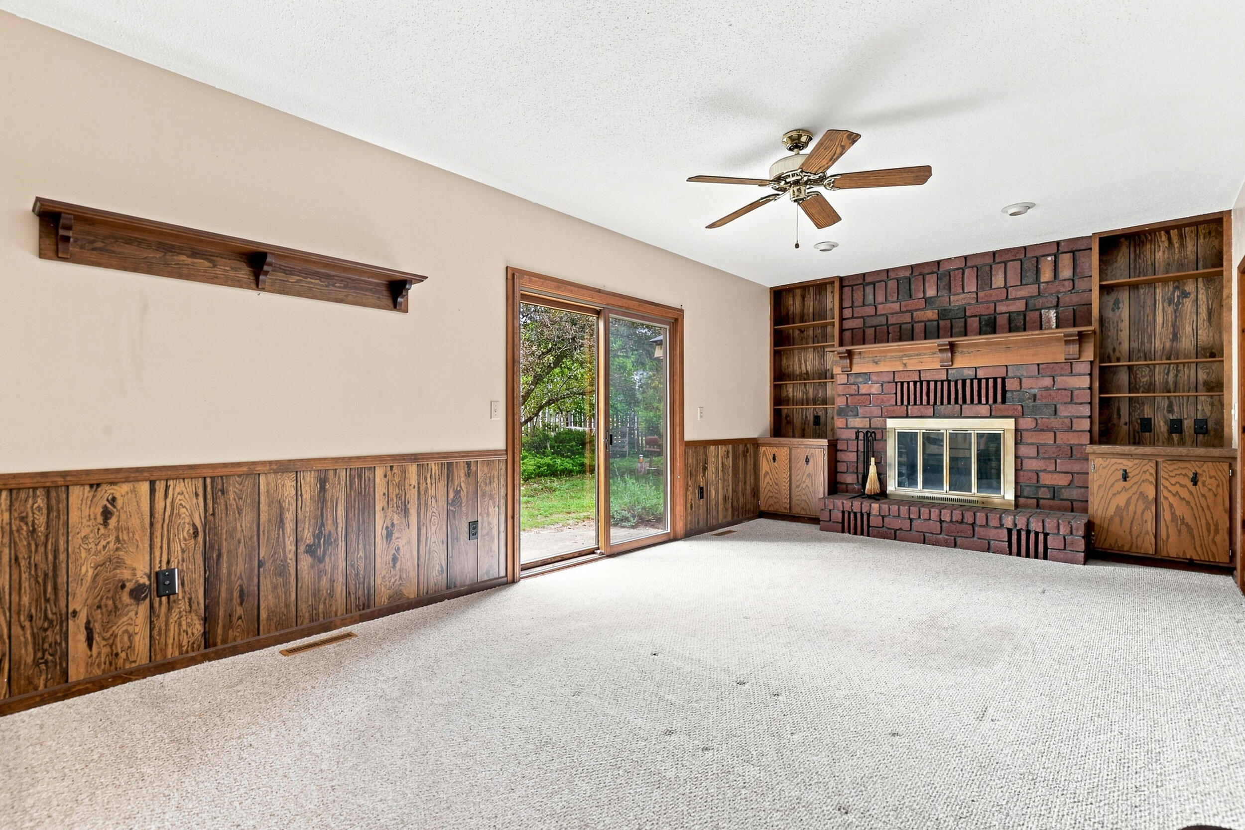 720 Novak Lane