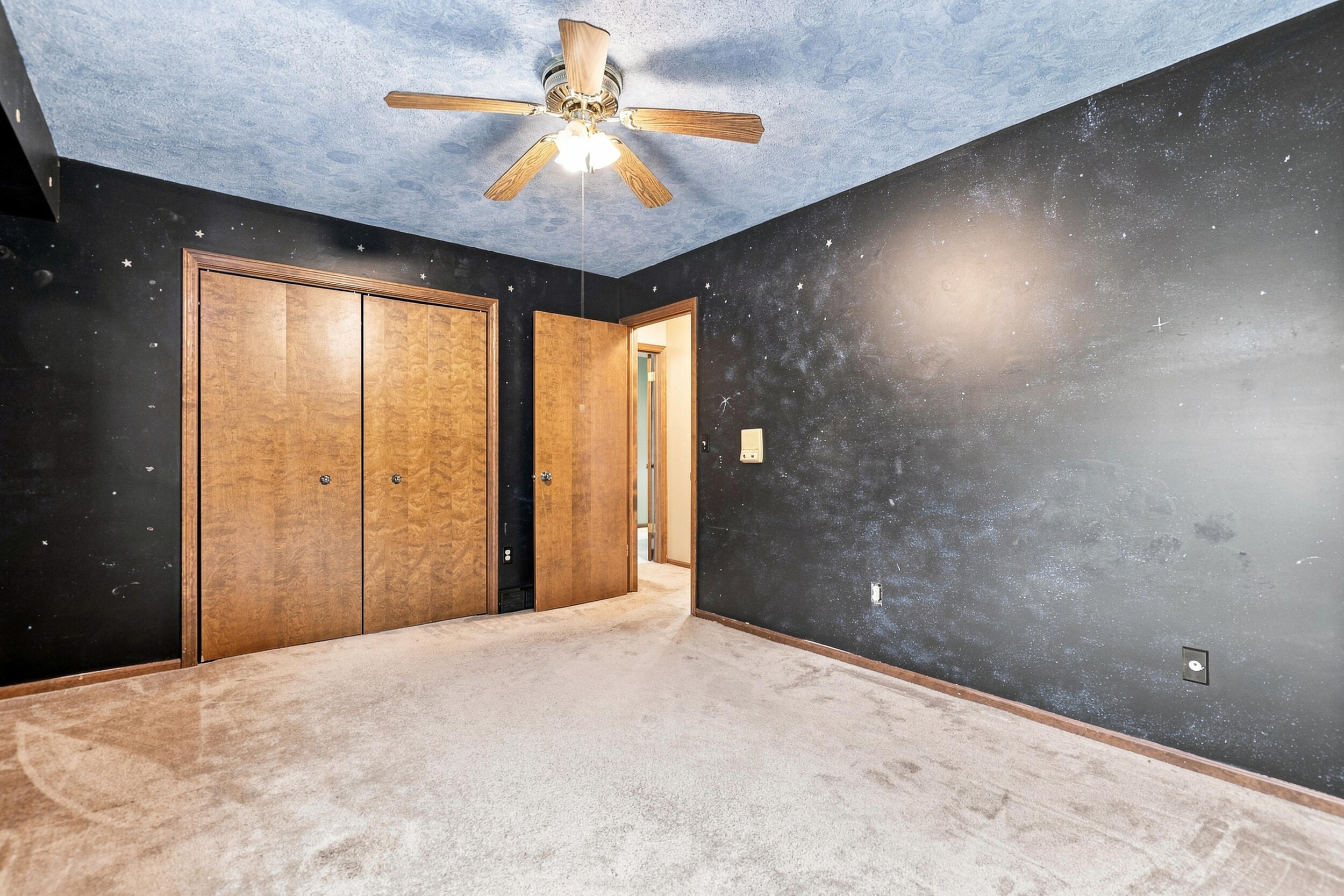 720 Novak Lane