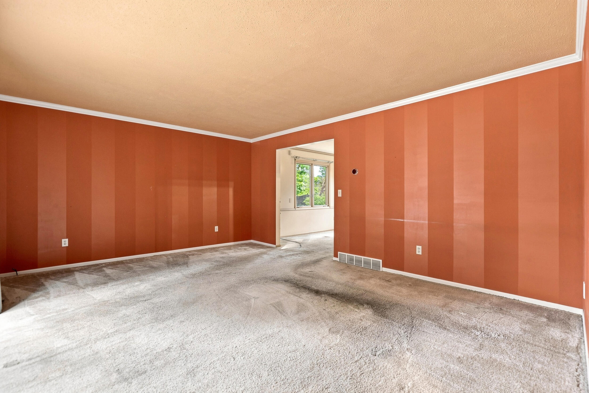 720 Novak Lane