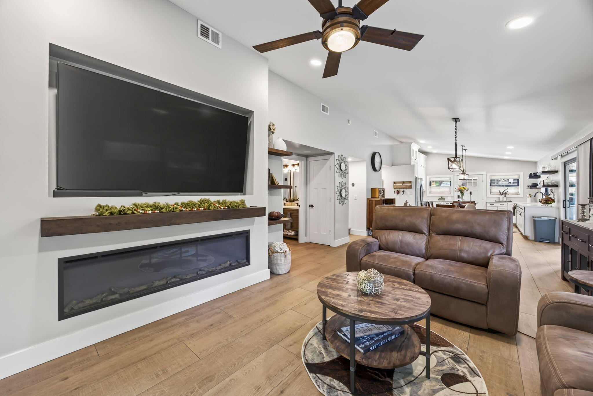 8433 Montreal Lane