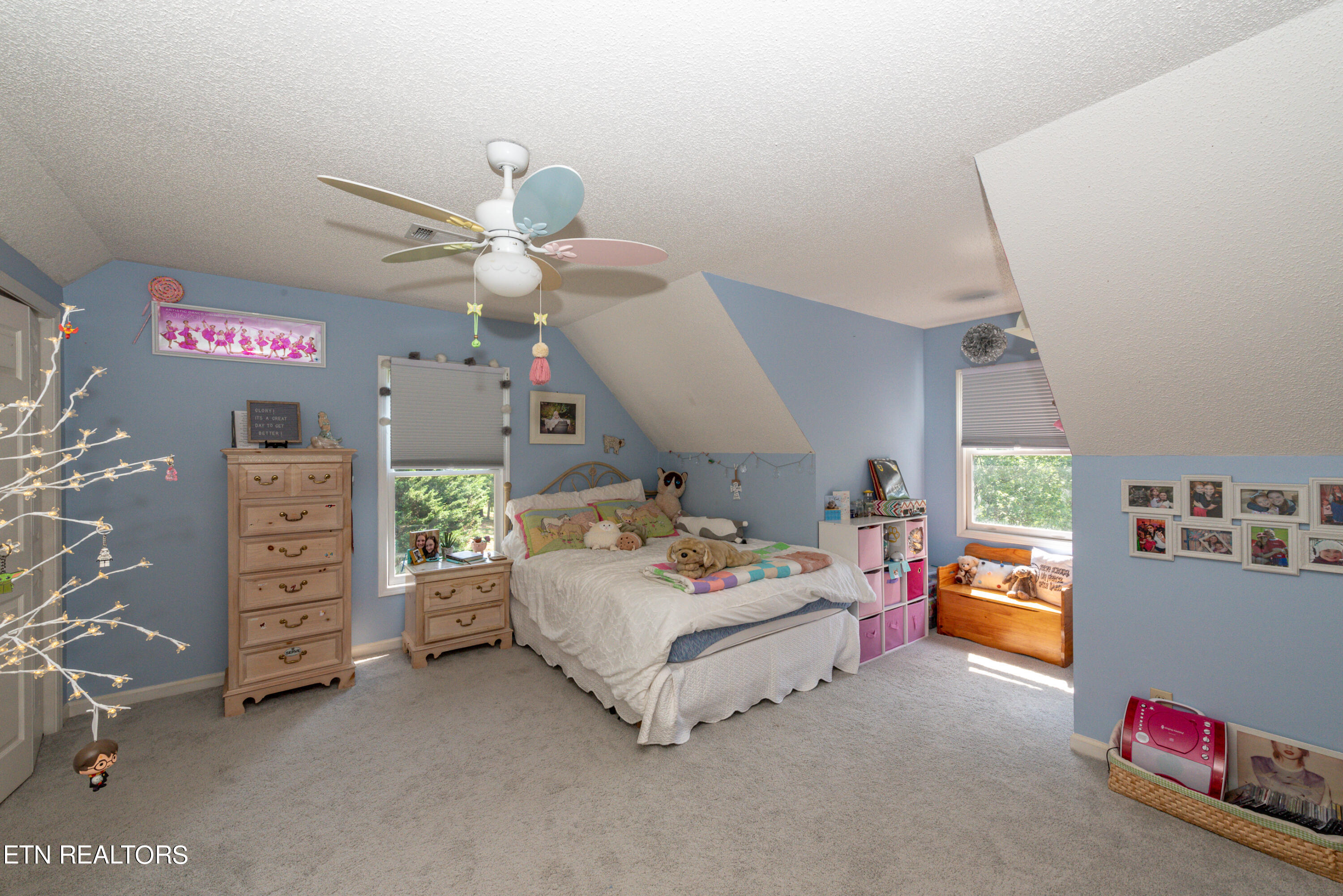 2027 Rhea Rd