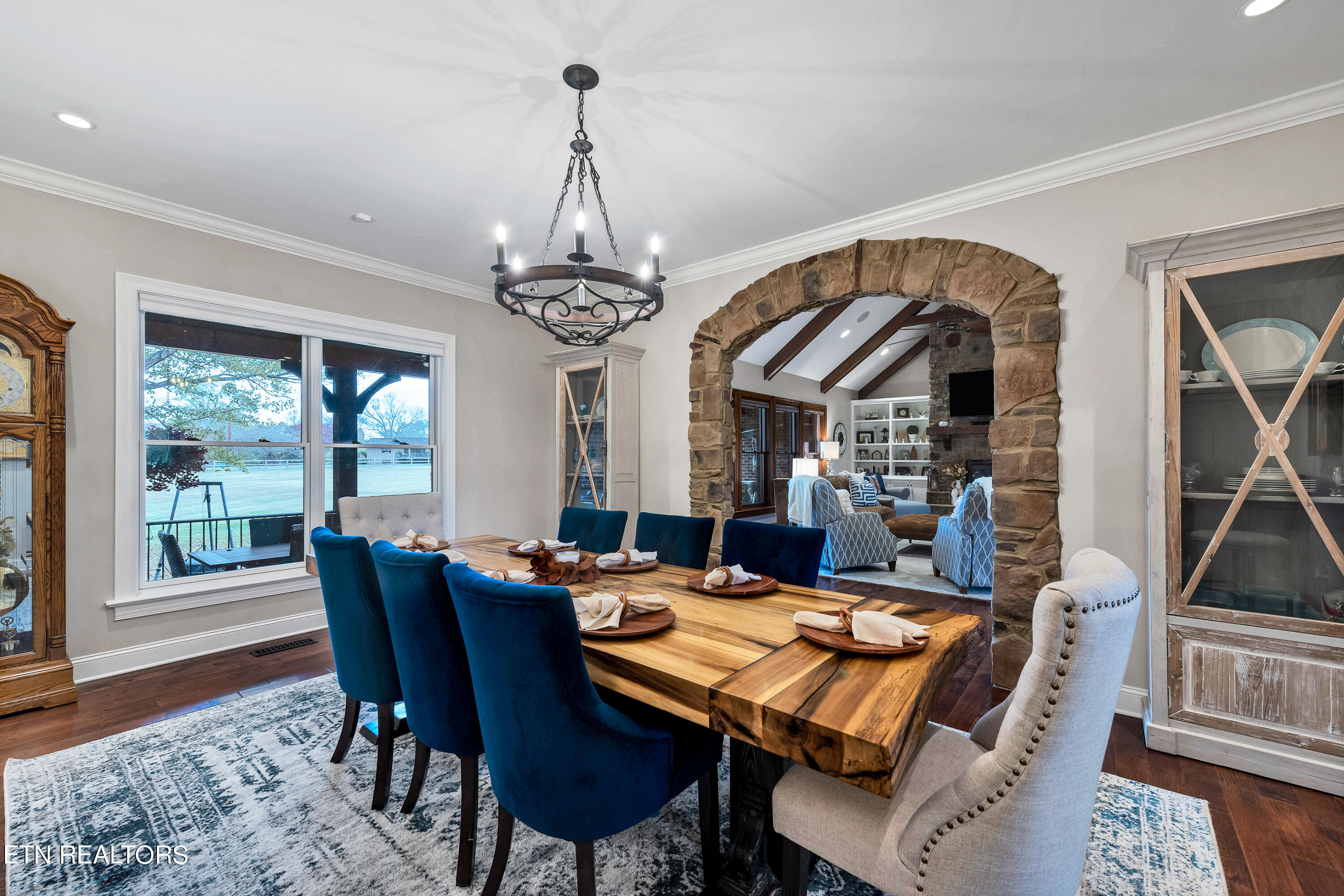 1127 N Heritage Drive