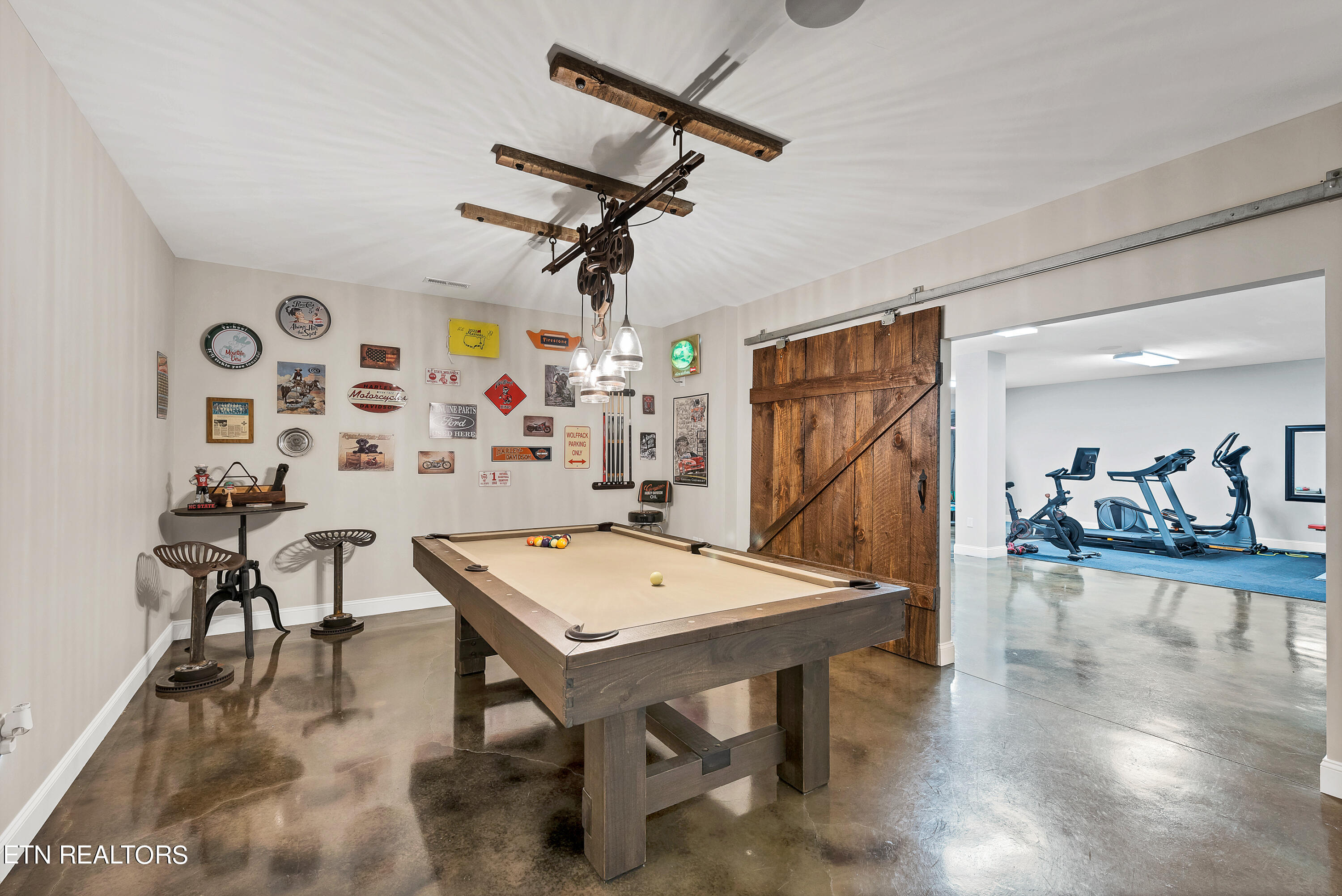 1127 N Heritage Drive