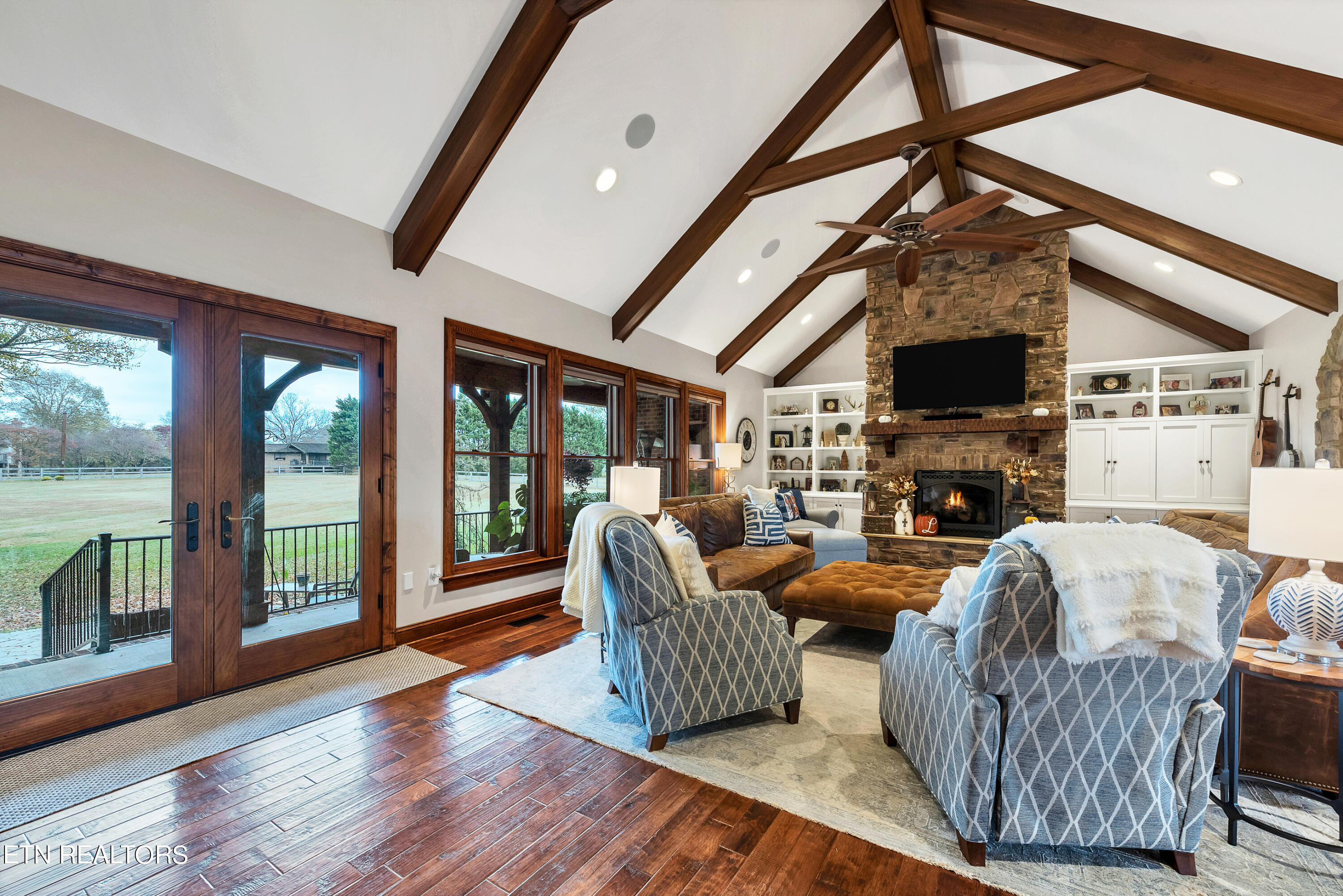 1127 N Heritage Drive