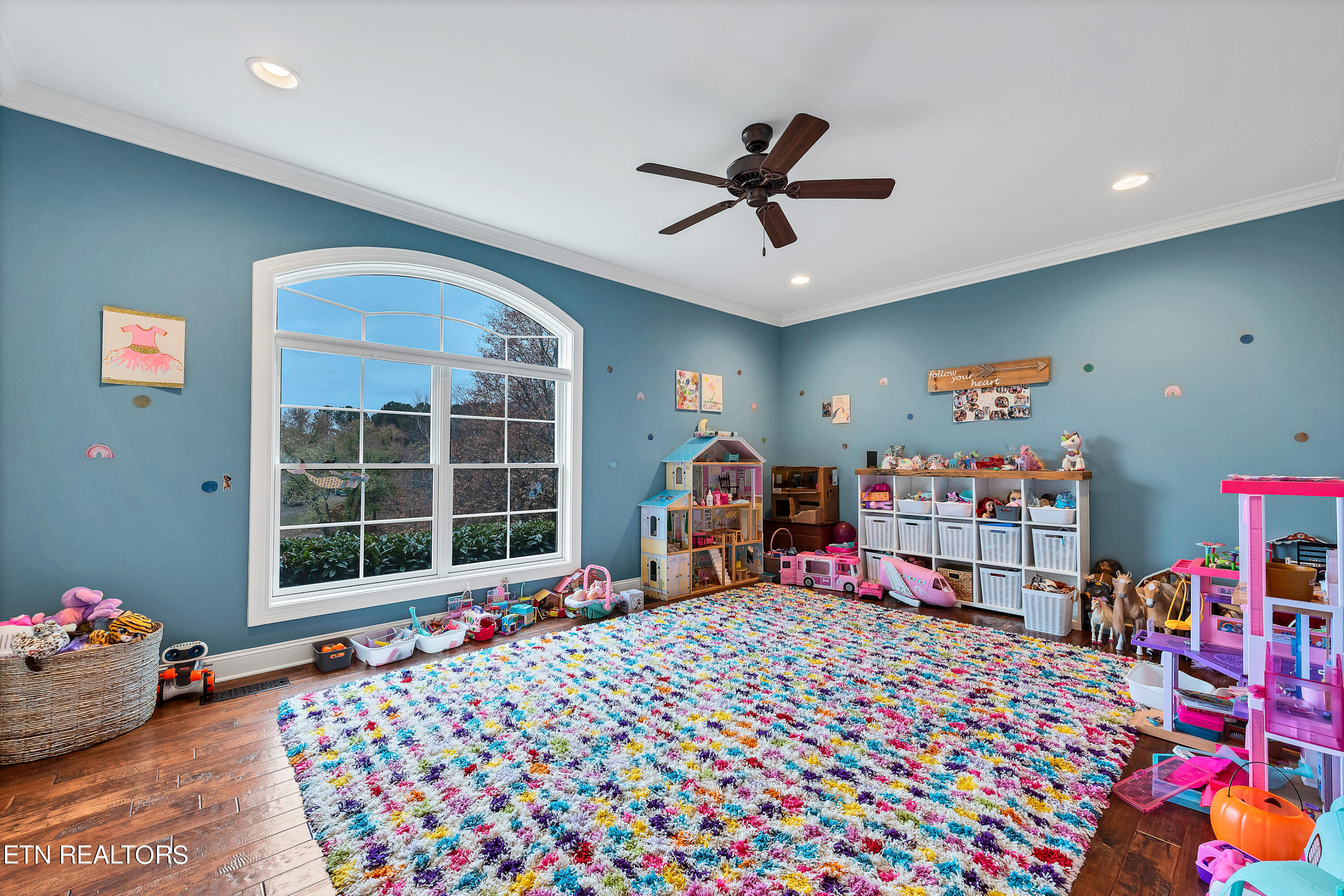 1127 N Heritage Drive