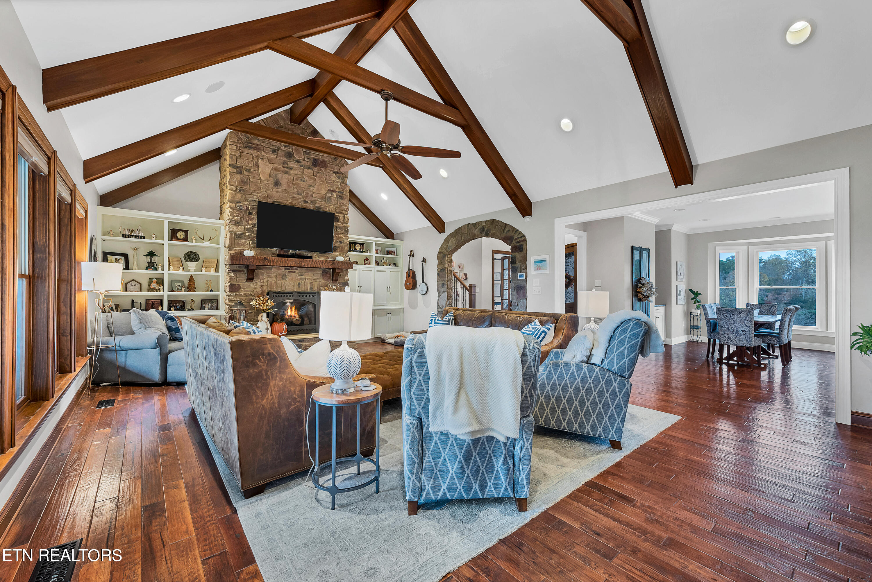 1127 N Heritage Drive