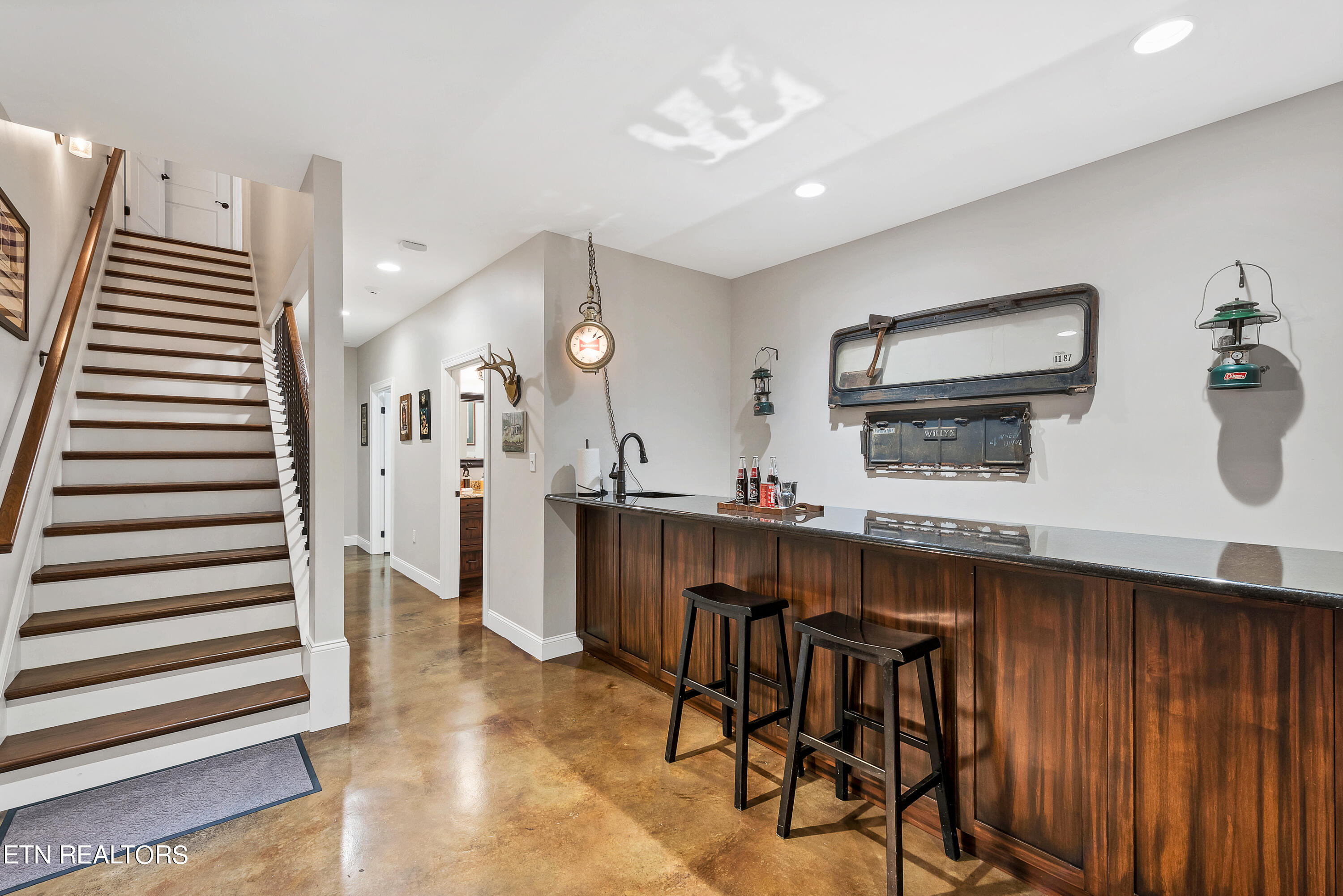 1127 N Heritage Drive