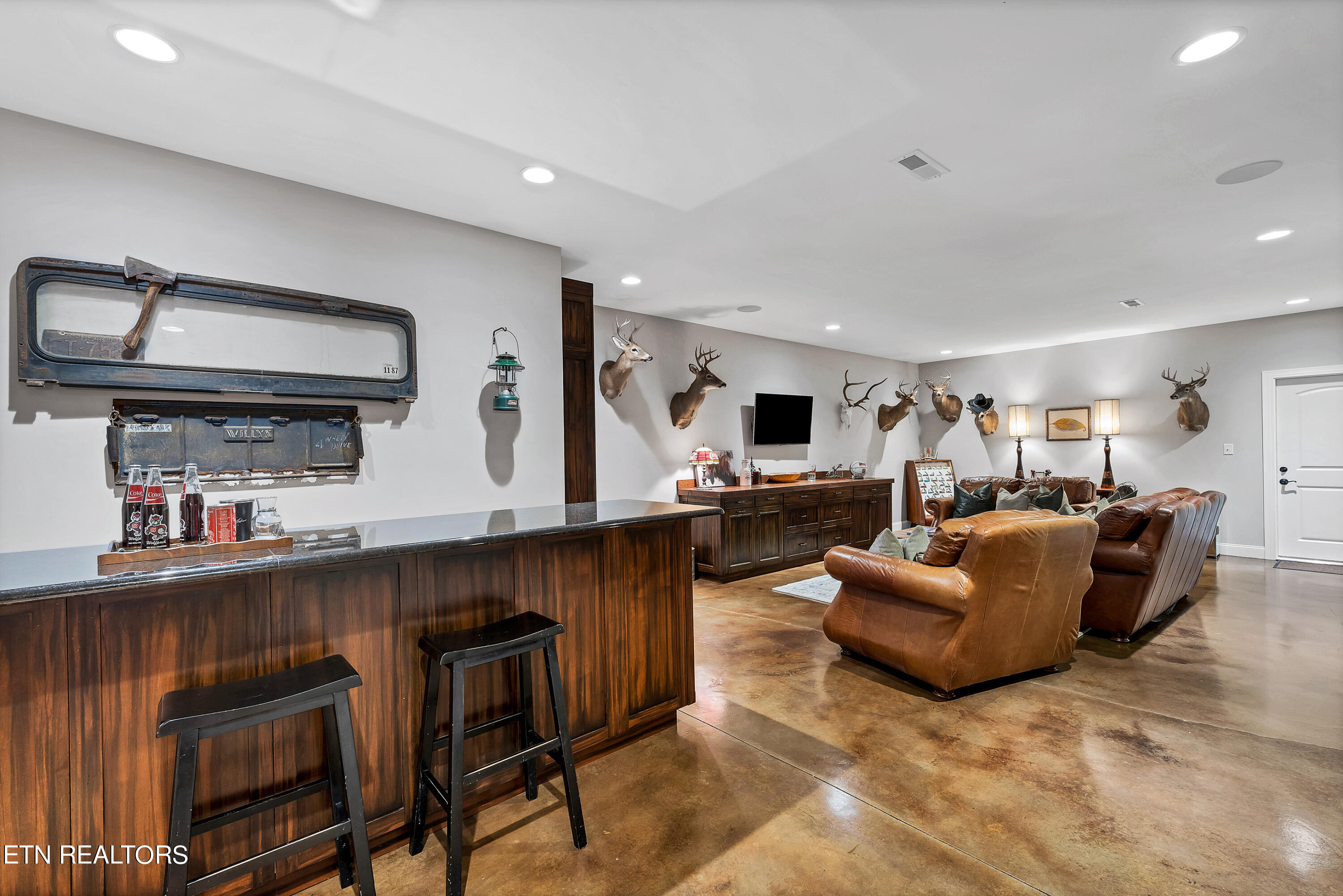 1127 N Heritage Drive