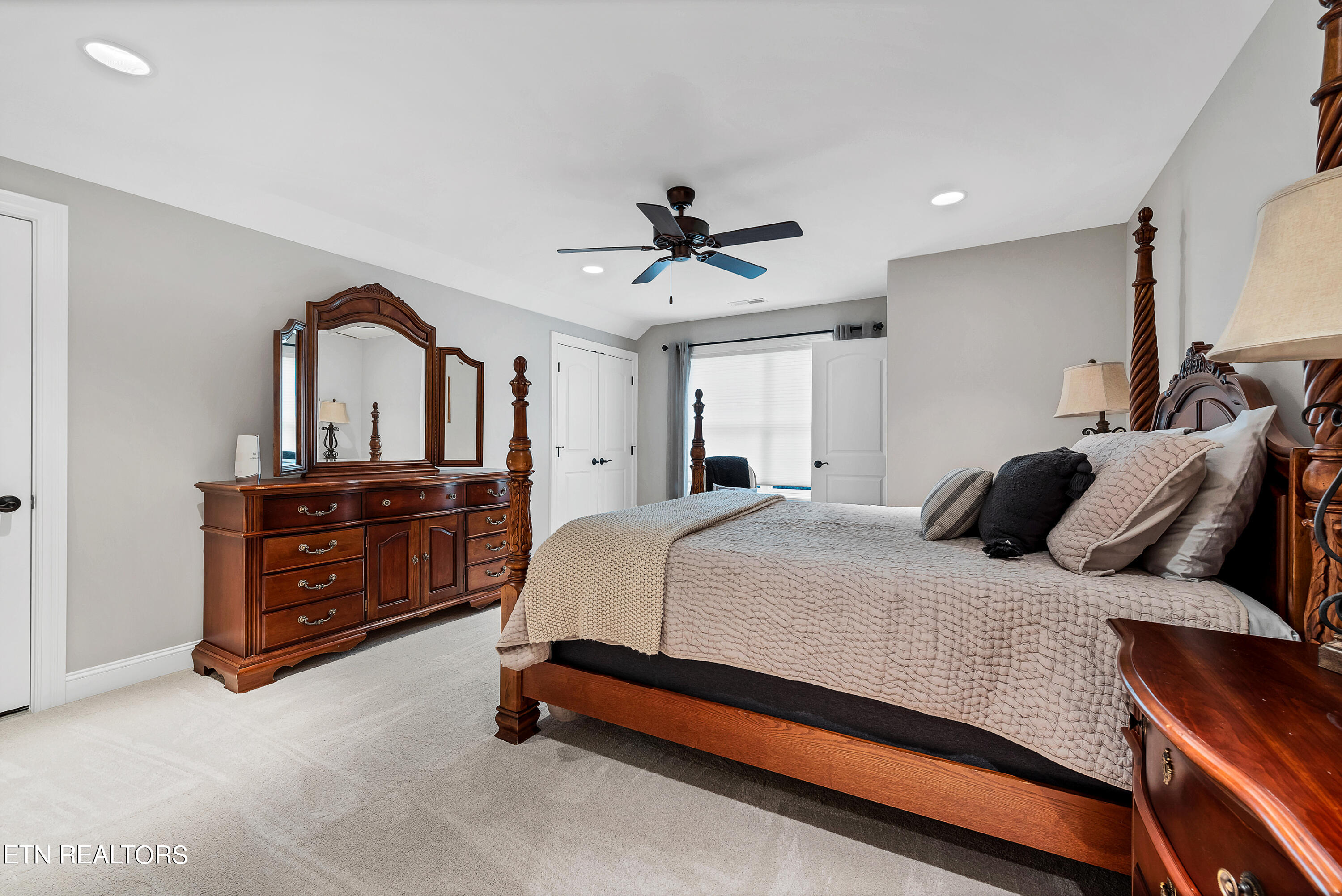 1127 N Heritage Drive