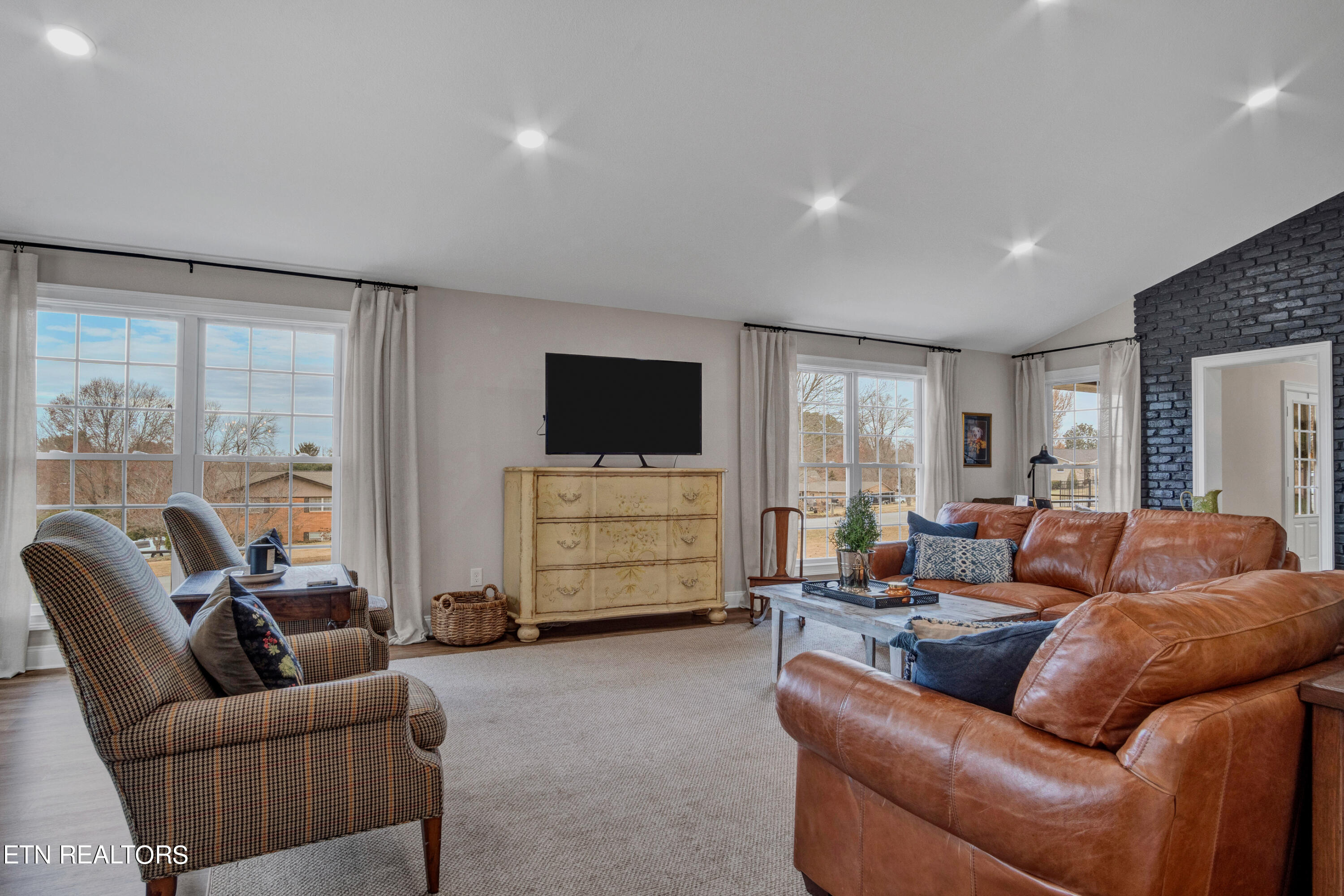 1108 Greenfield Drive