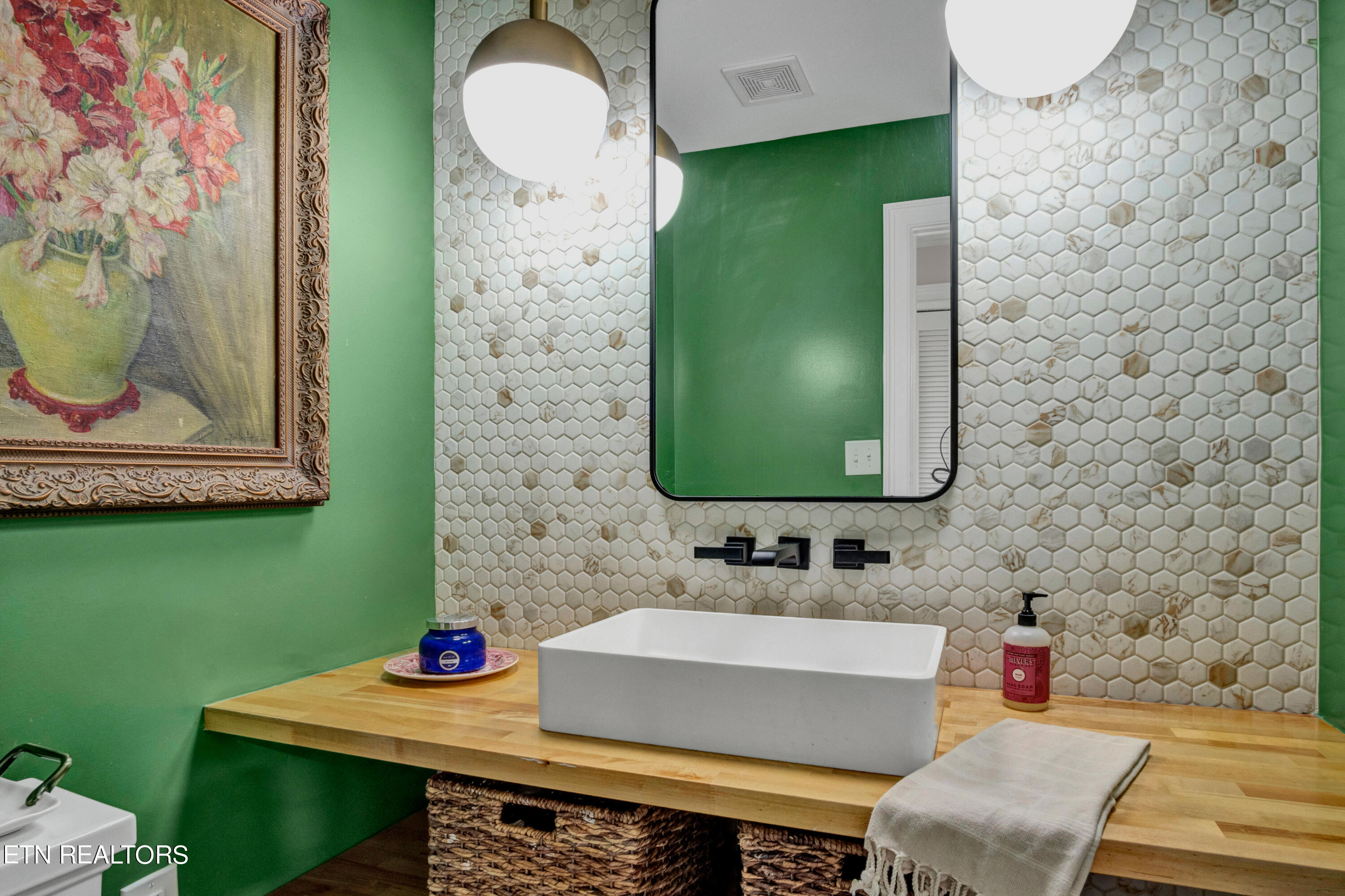 1108 Greenfield Drive