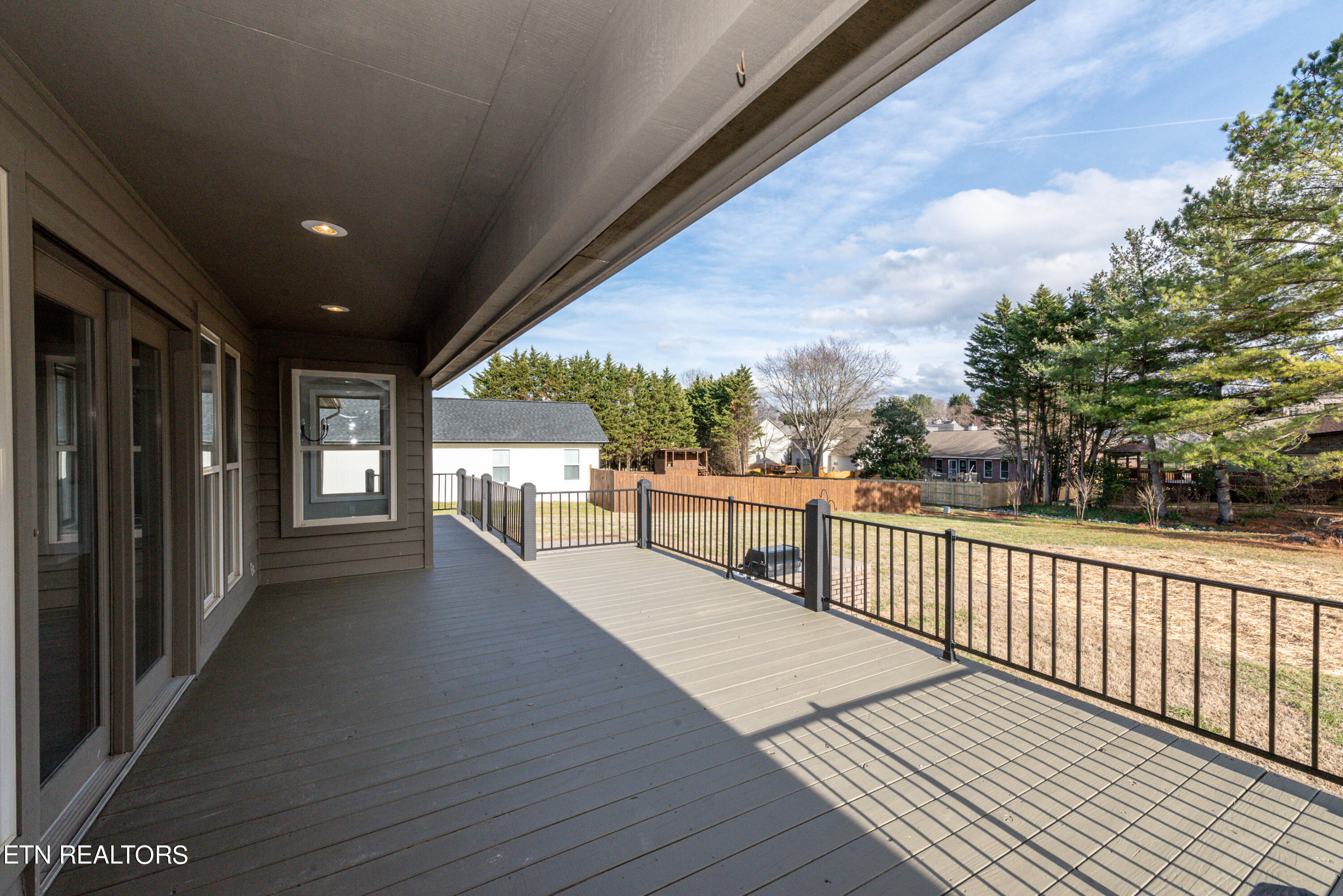 1828 Westcliff Drive