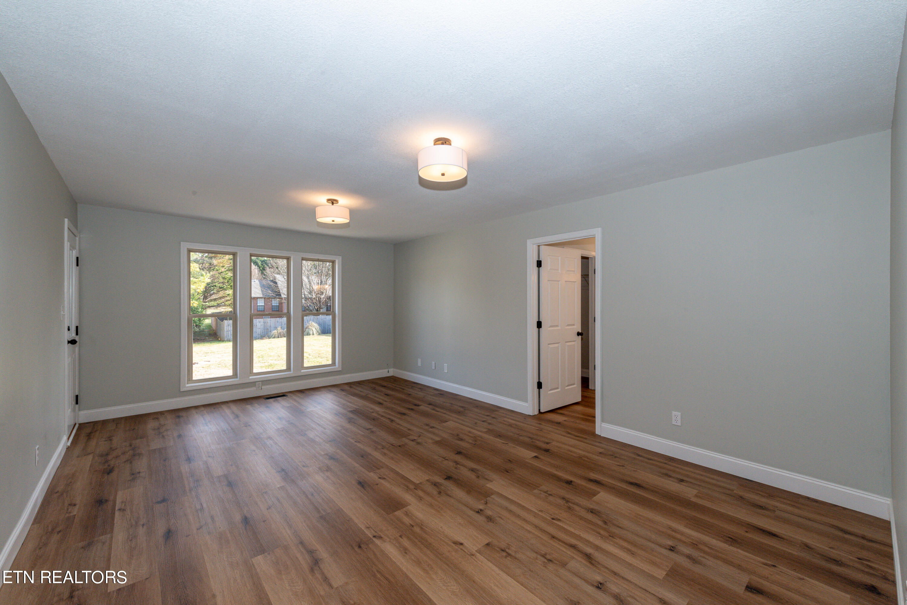 1828 Westcliff Drive