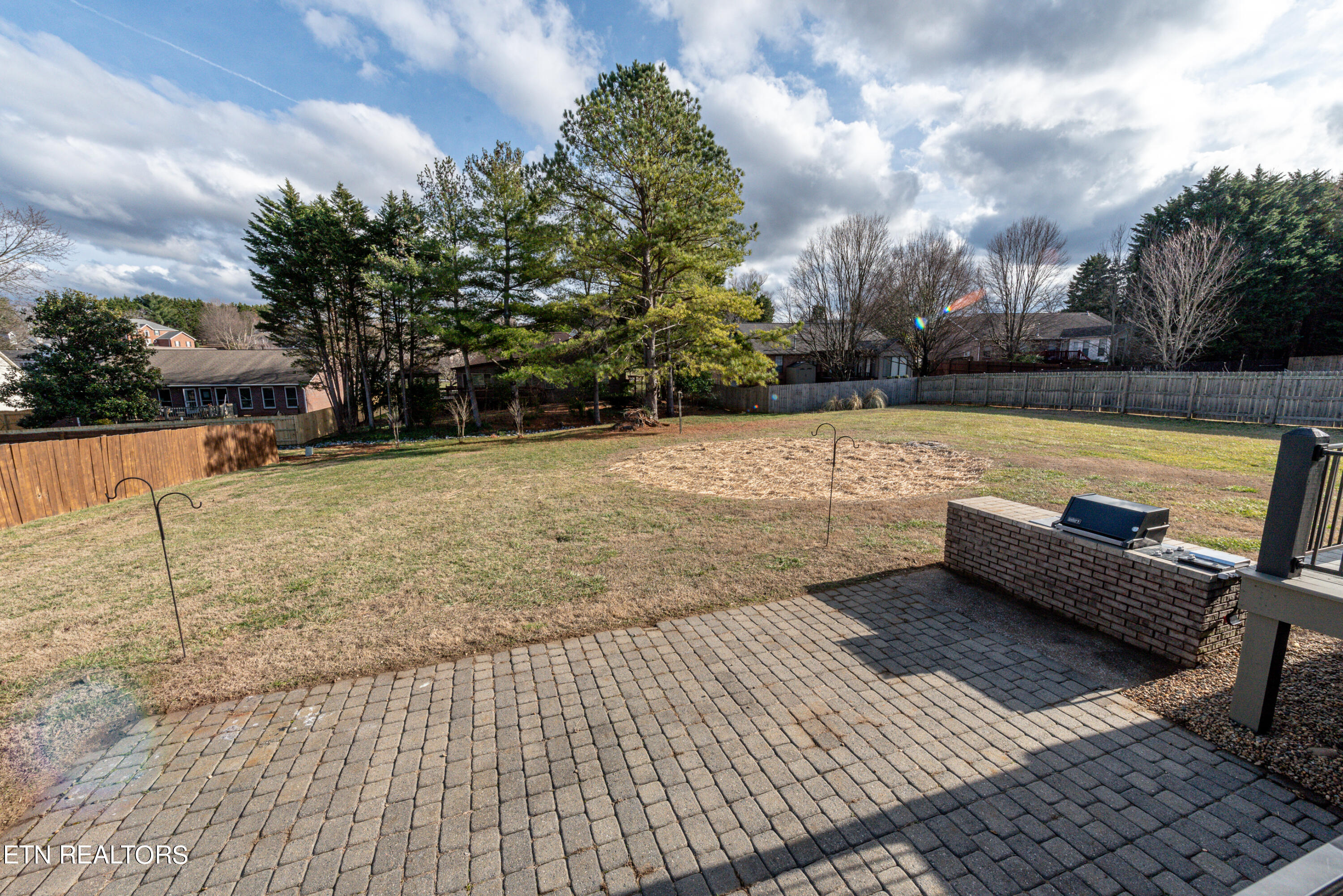 1828 Westcliff Drive