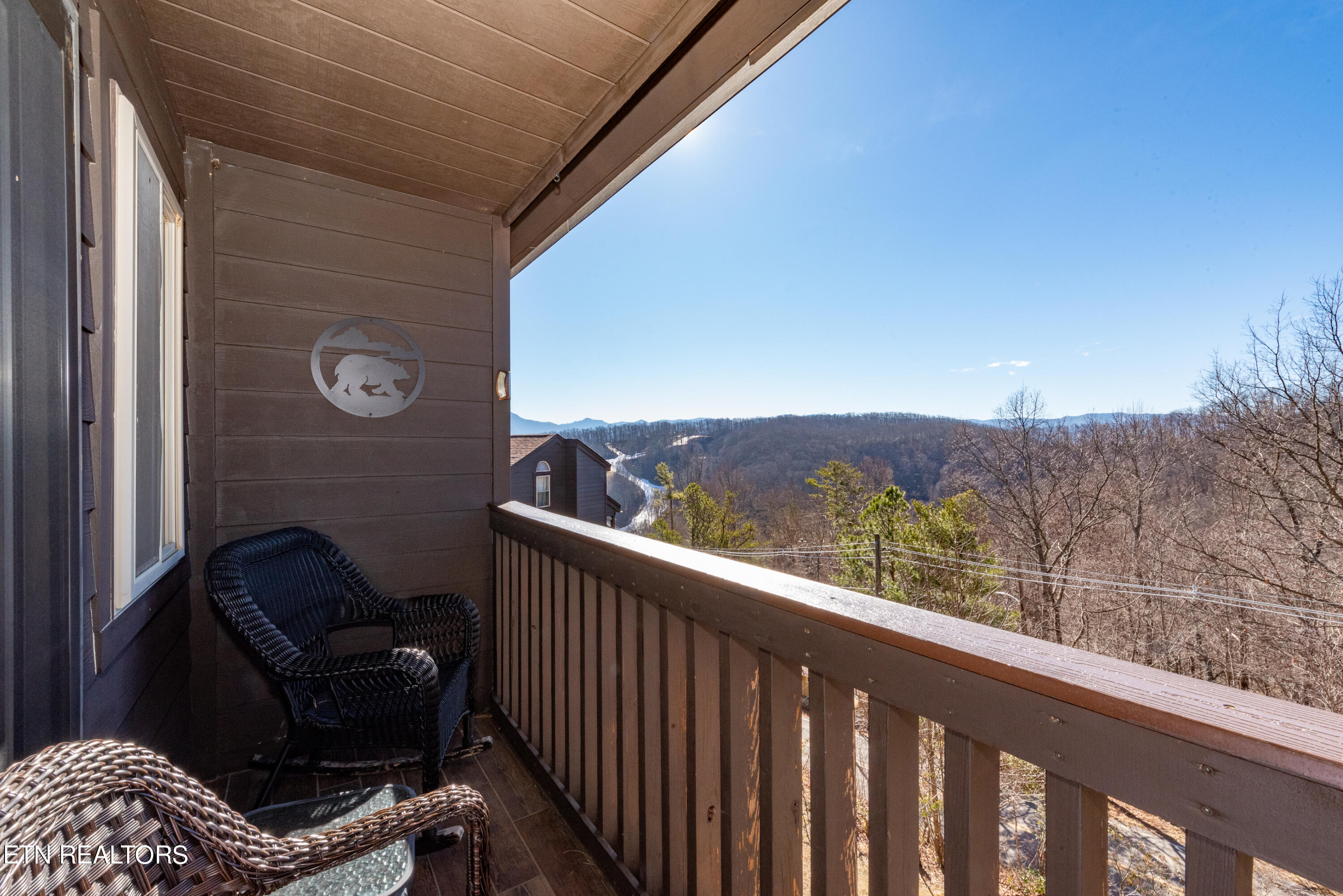 1380 Ski View Drive, 1305