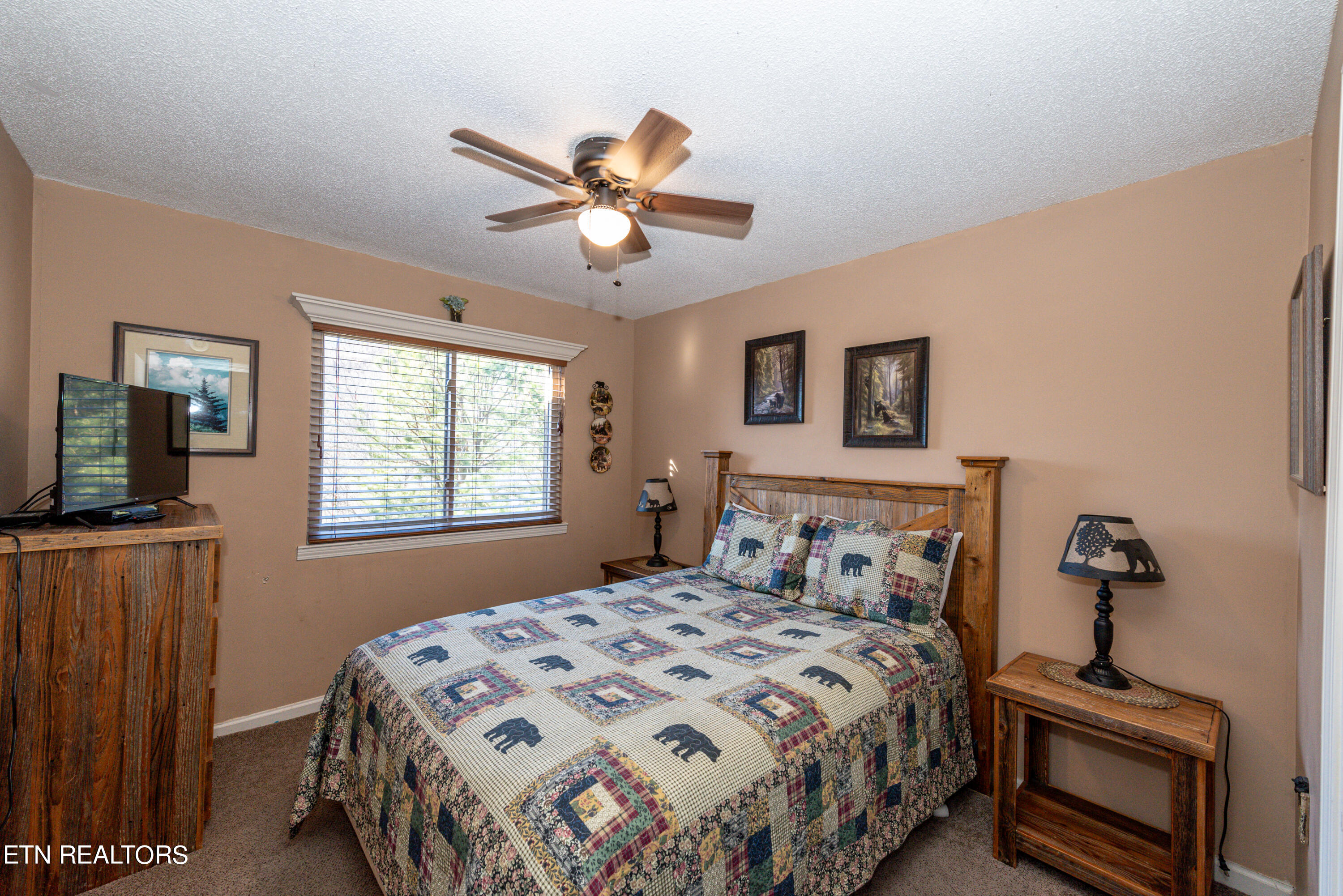 1380 Ski View Drive, 1305