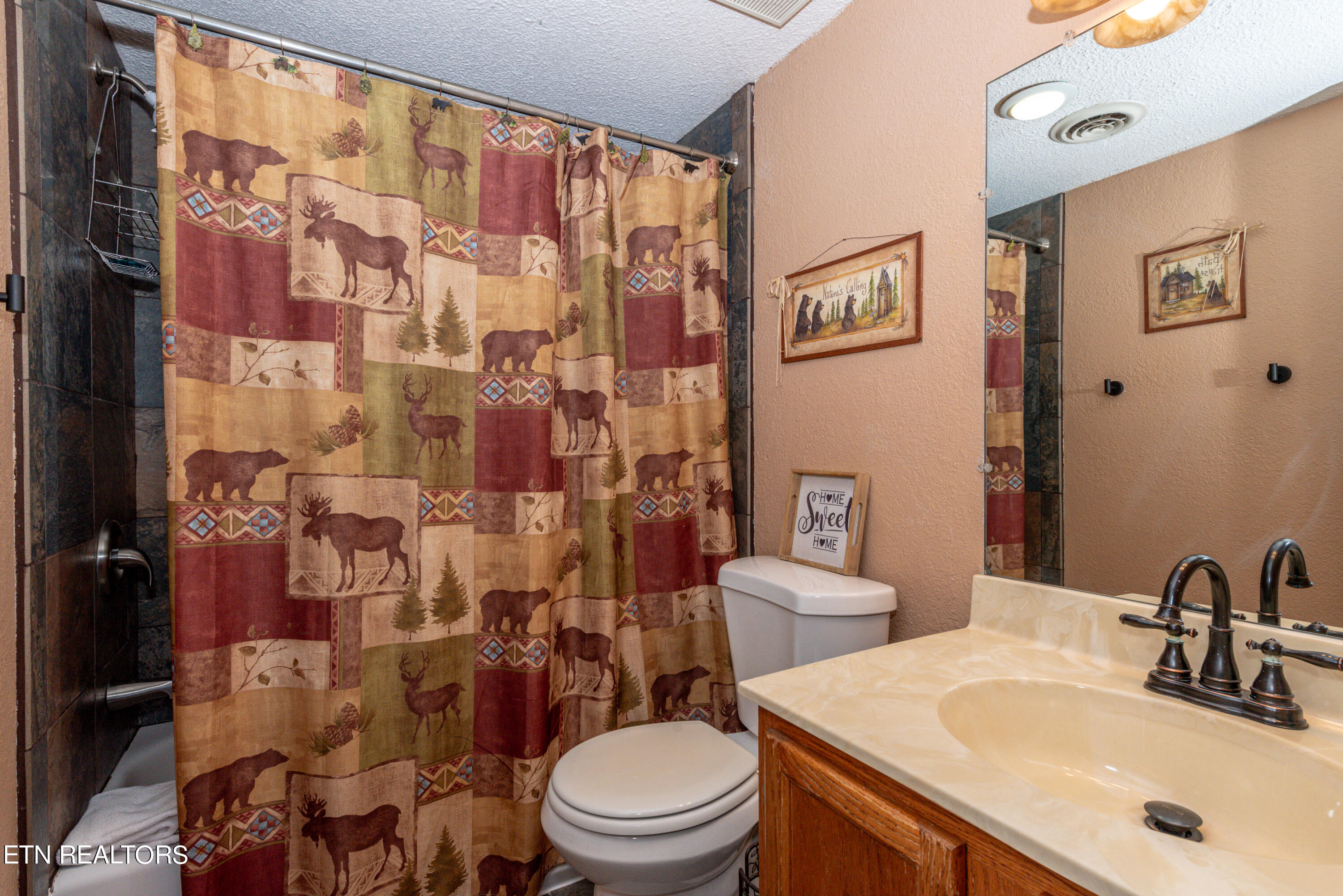 1380 Ski View Drive, 1305