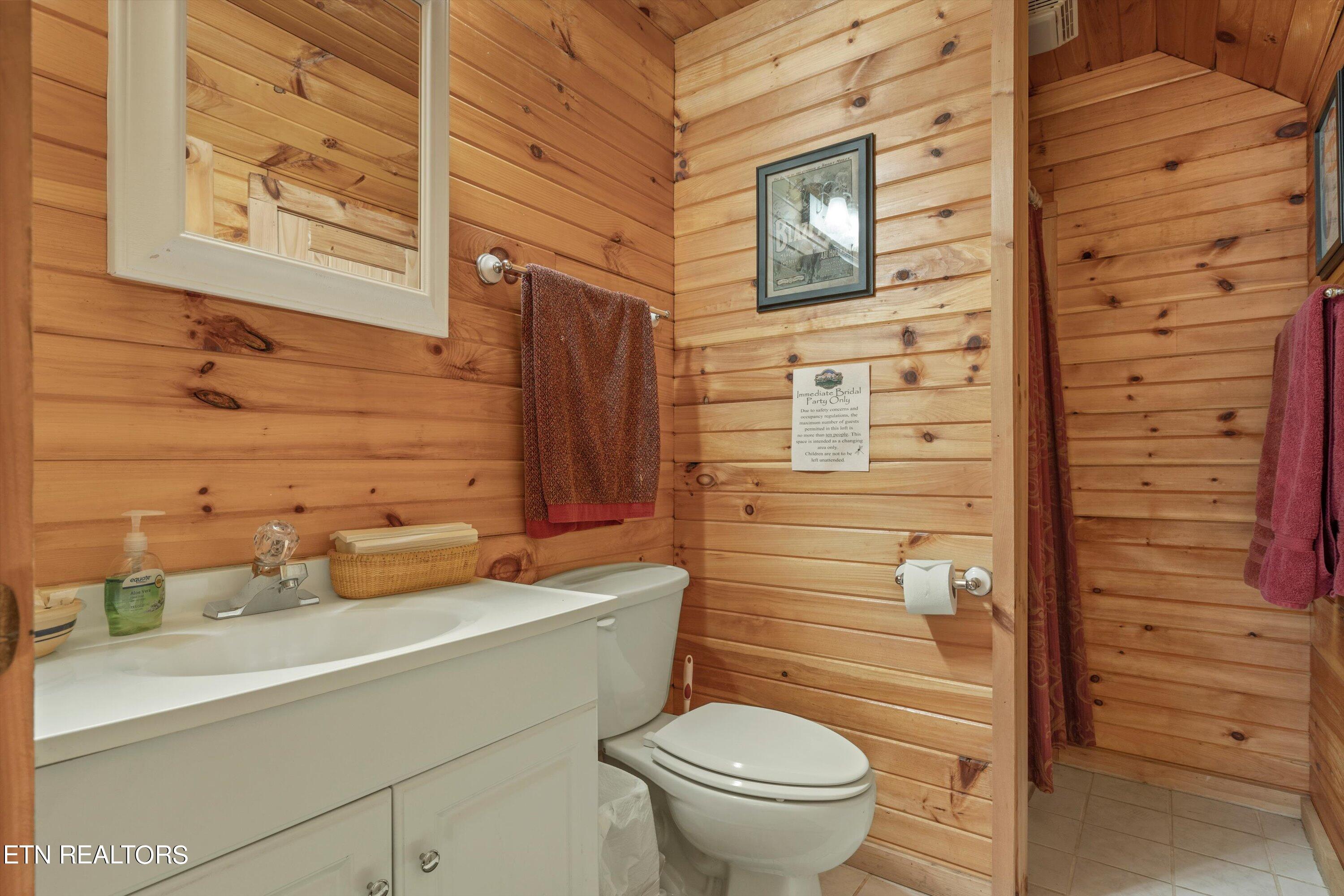 1335 W Millers Cove Rd