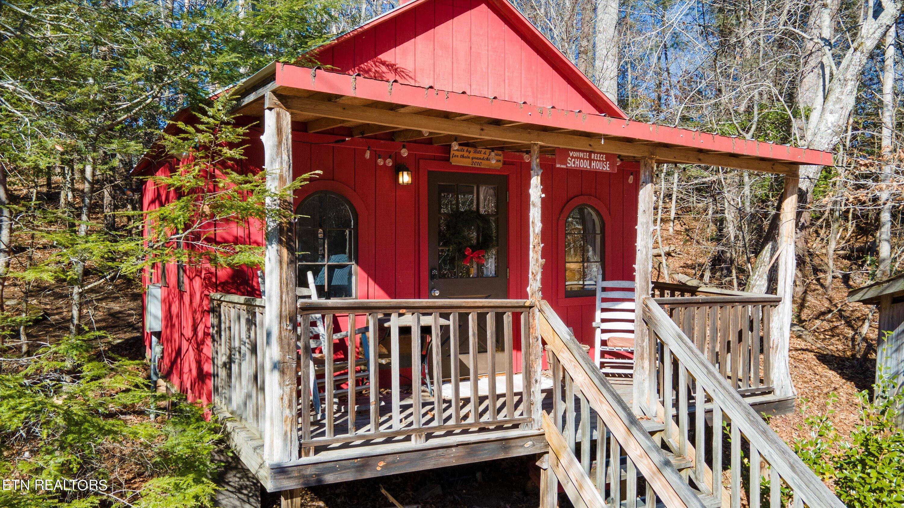 1335 W Millers Cove Rd