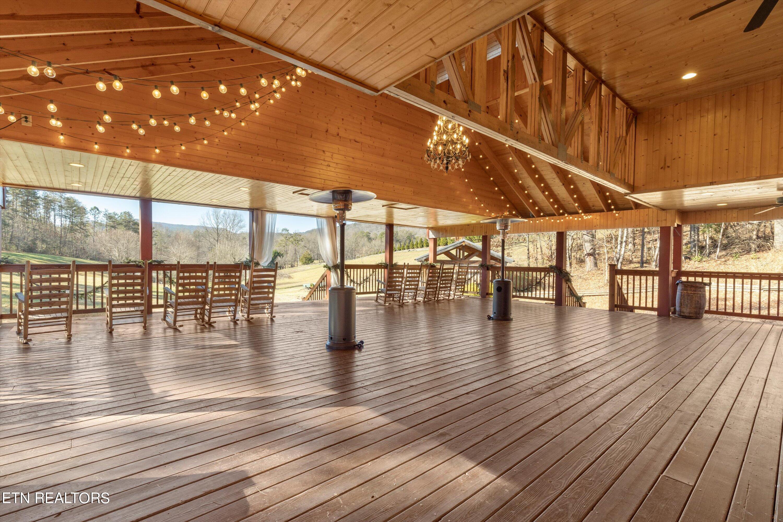 1335 W Millers Cove Rd