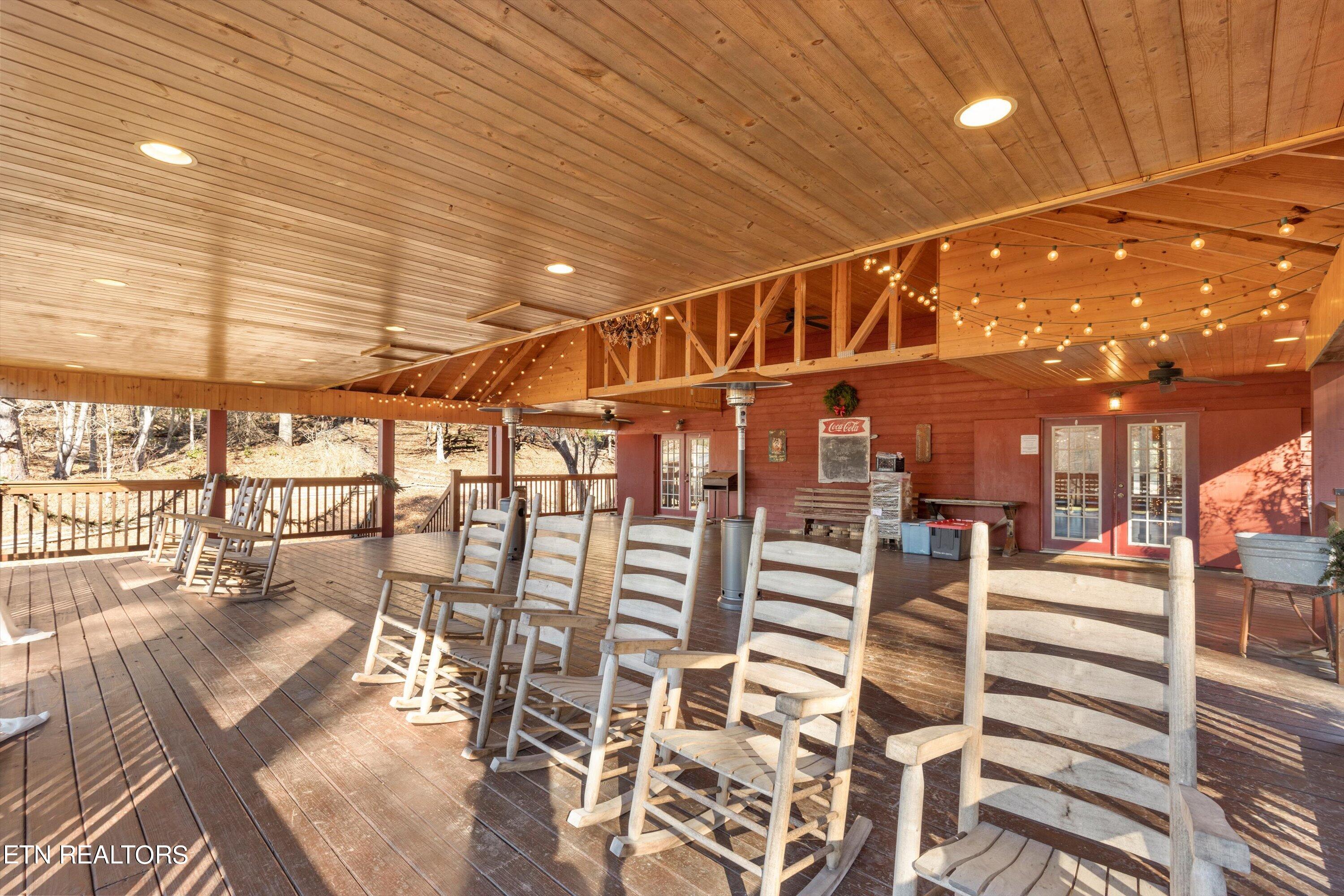 1335 W Millers Cove Rd