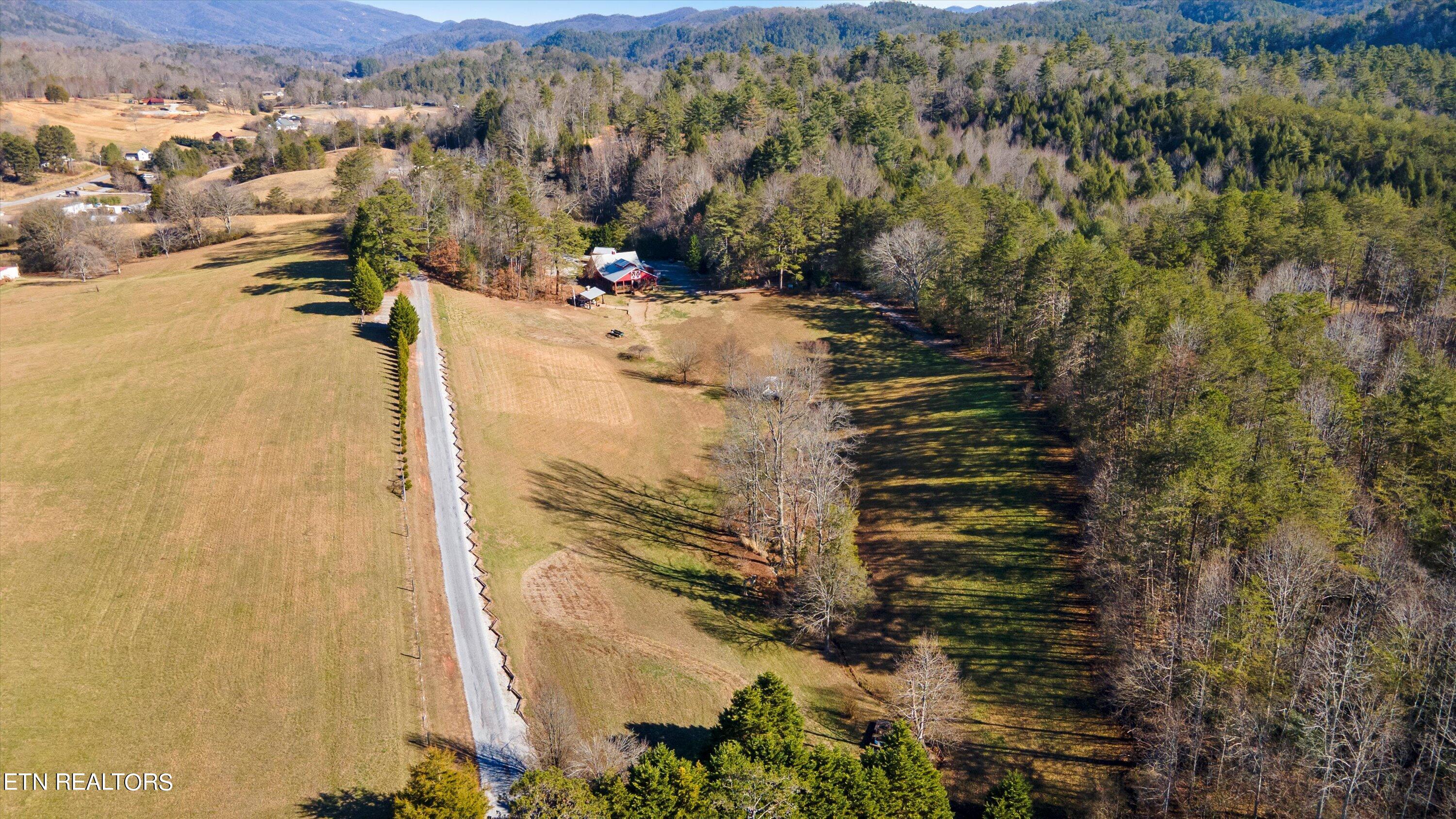 1335 W Millers Cove Rd