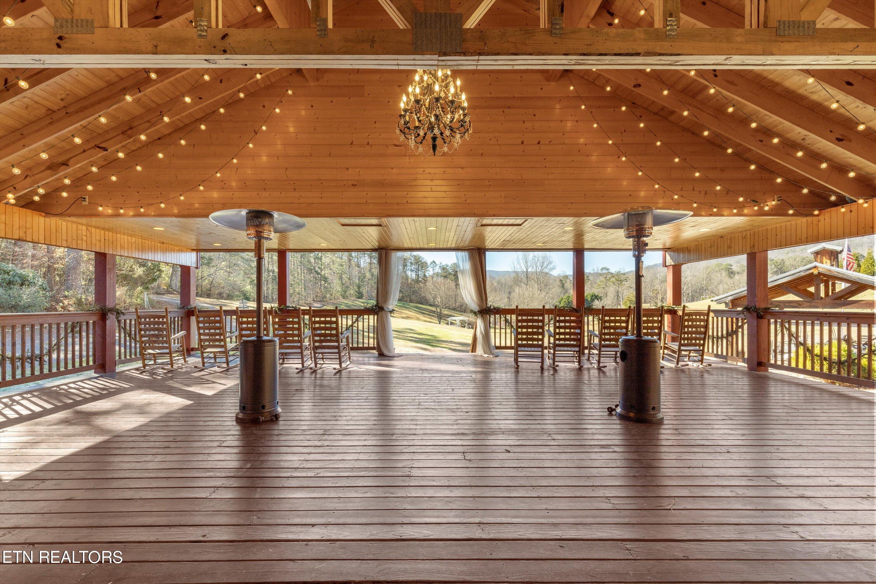 1335 W Millers Cove Rd