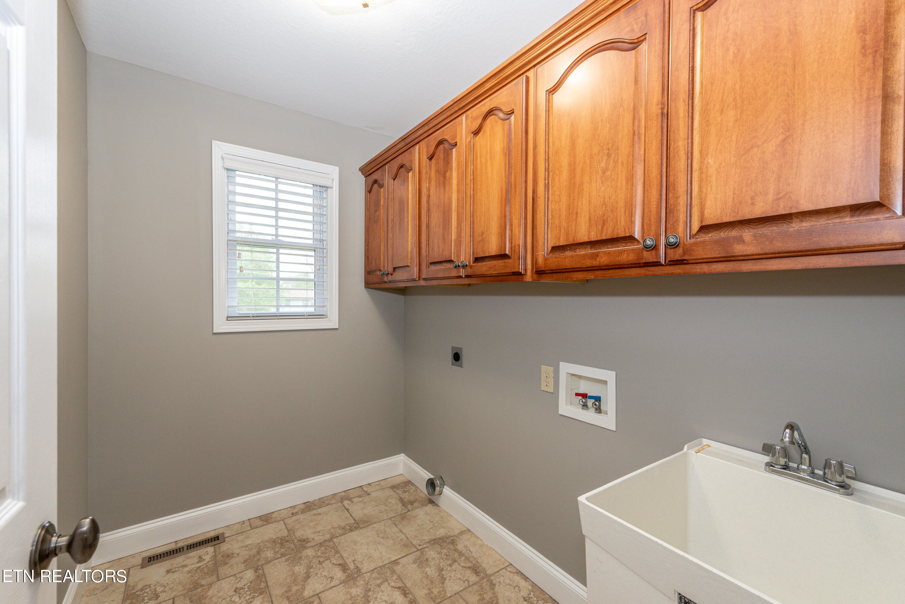 315 Crossfield Drive