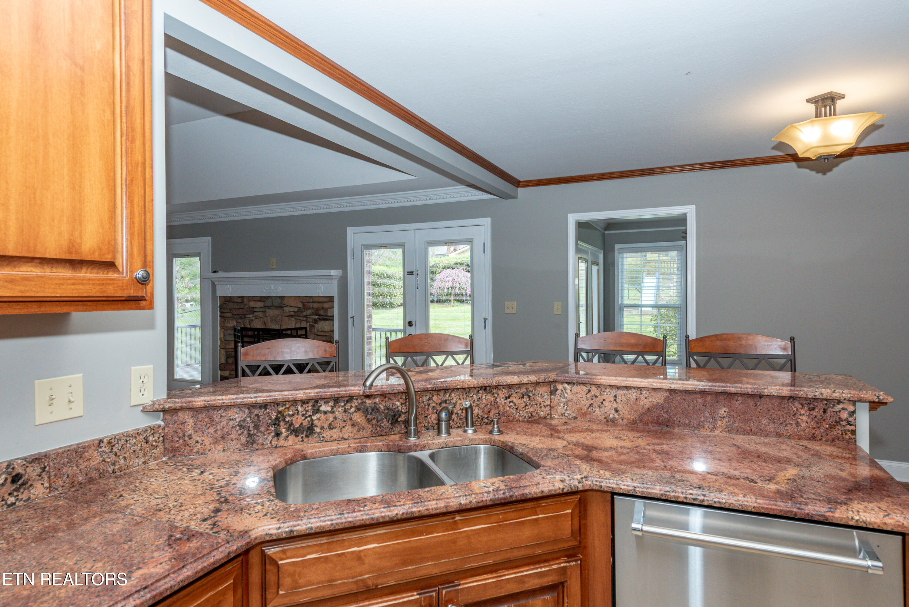 315 Crossfield Drive