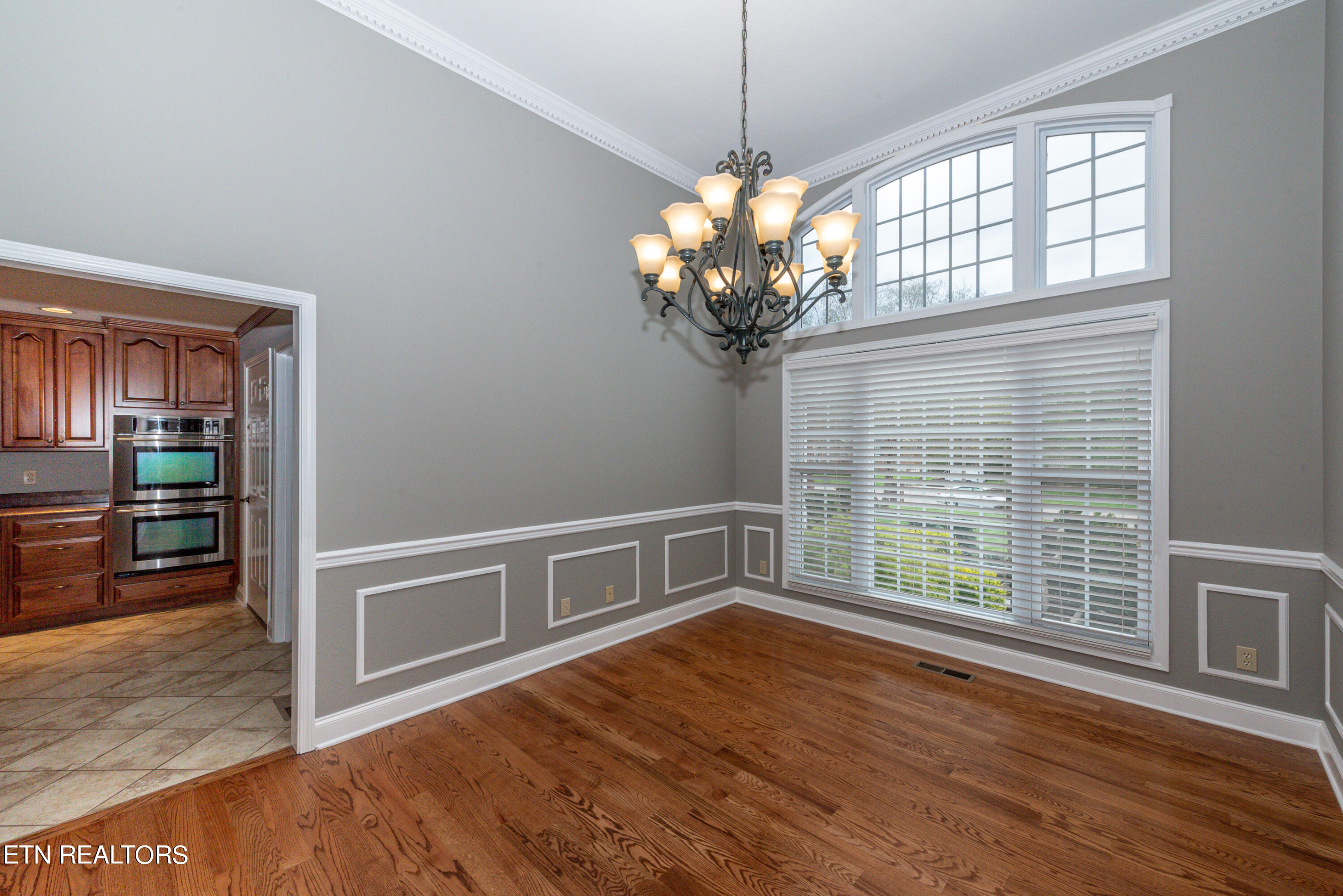 315 Crossfield Drive