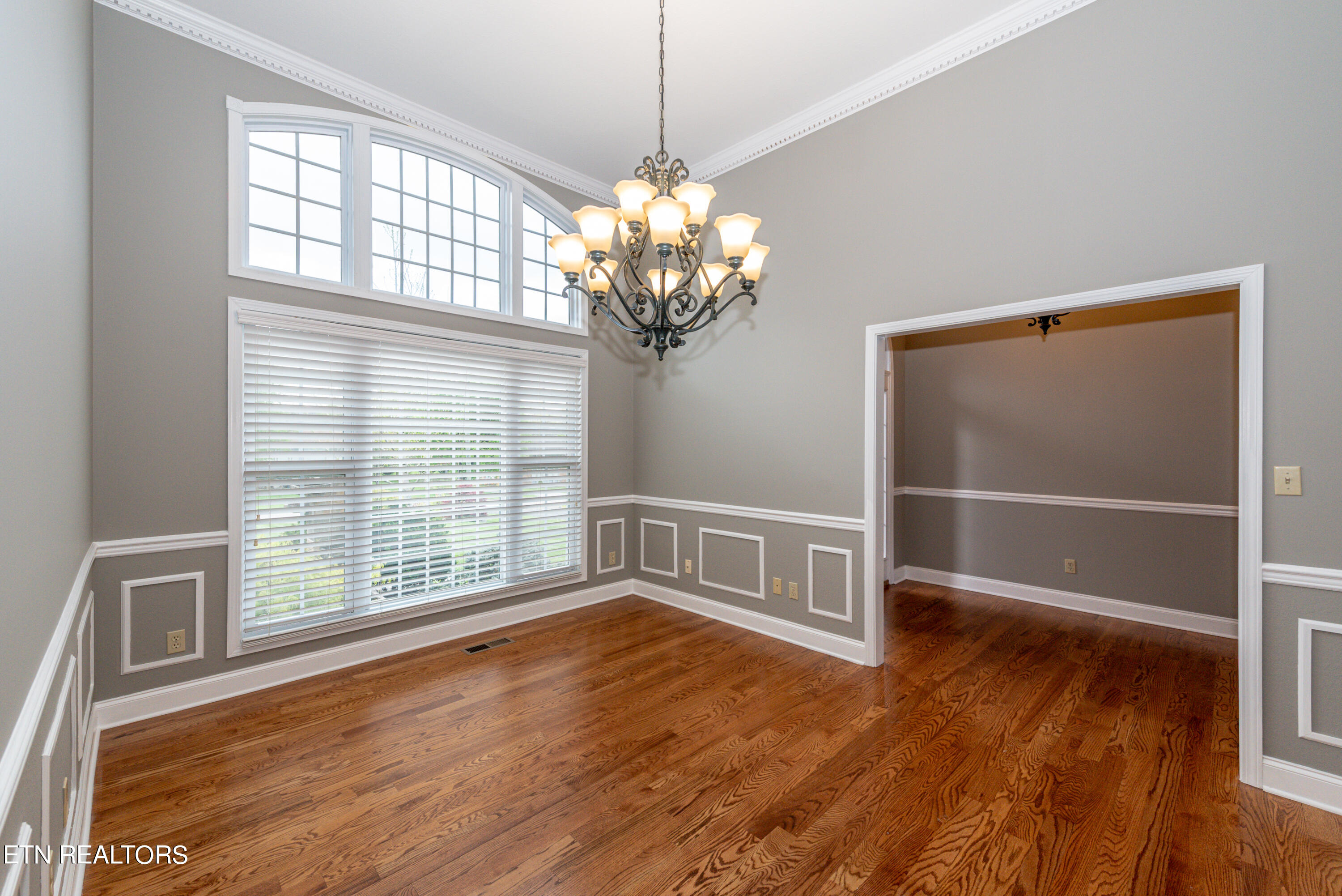 315 Crossfield Drive