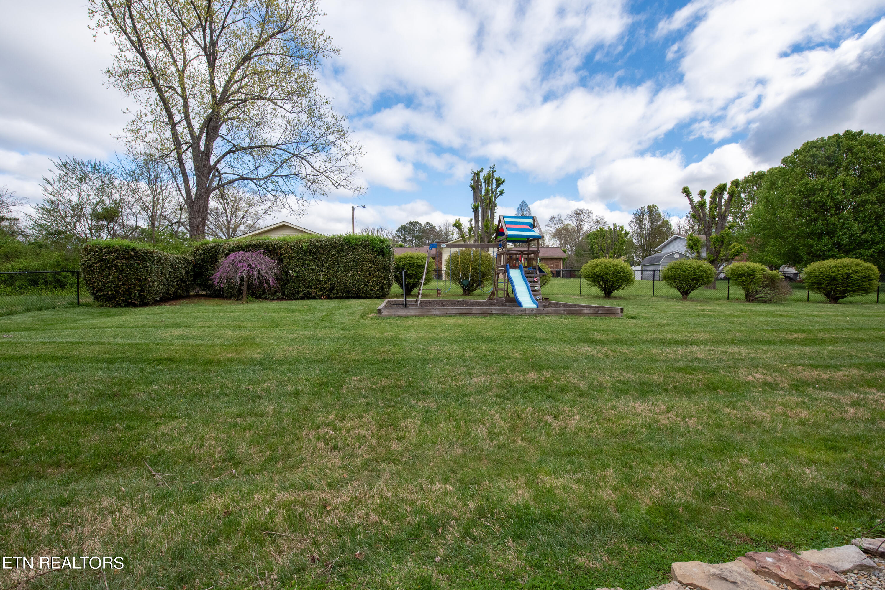 315 Crossfield Drive