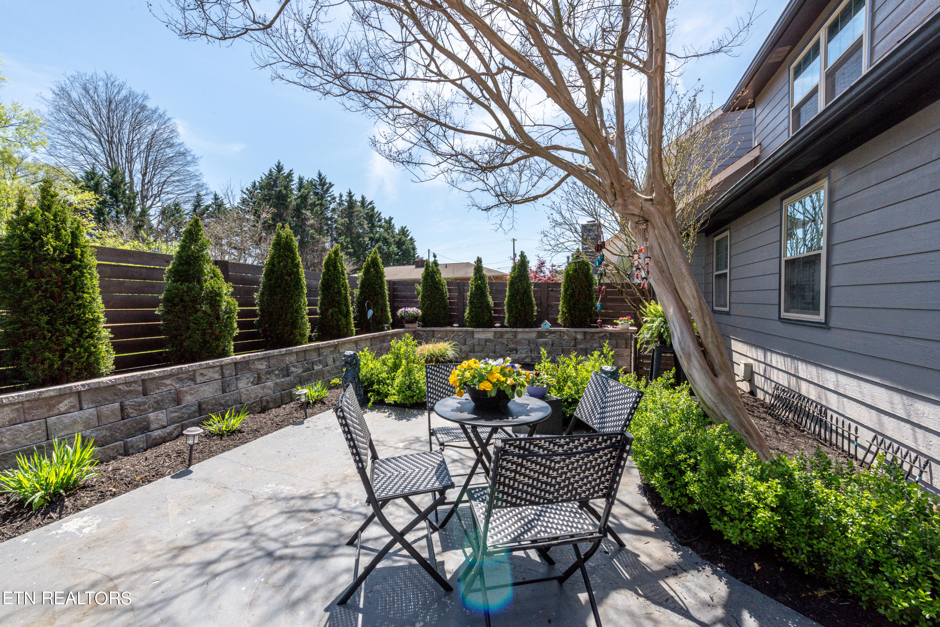 410 Bayberry Terrace