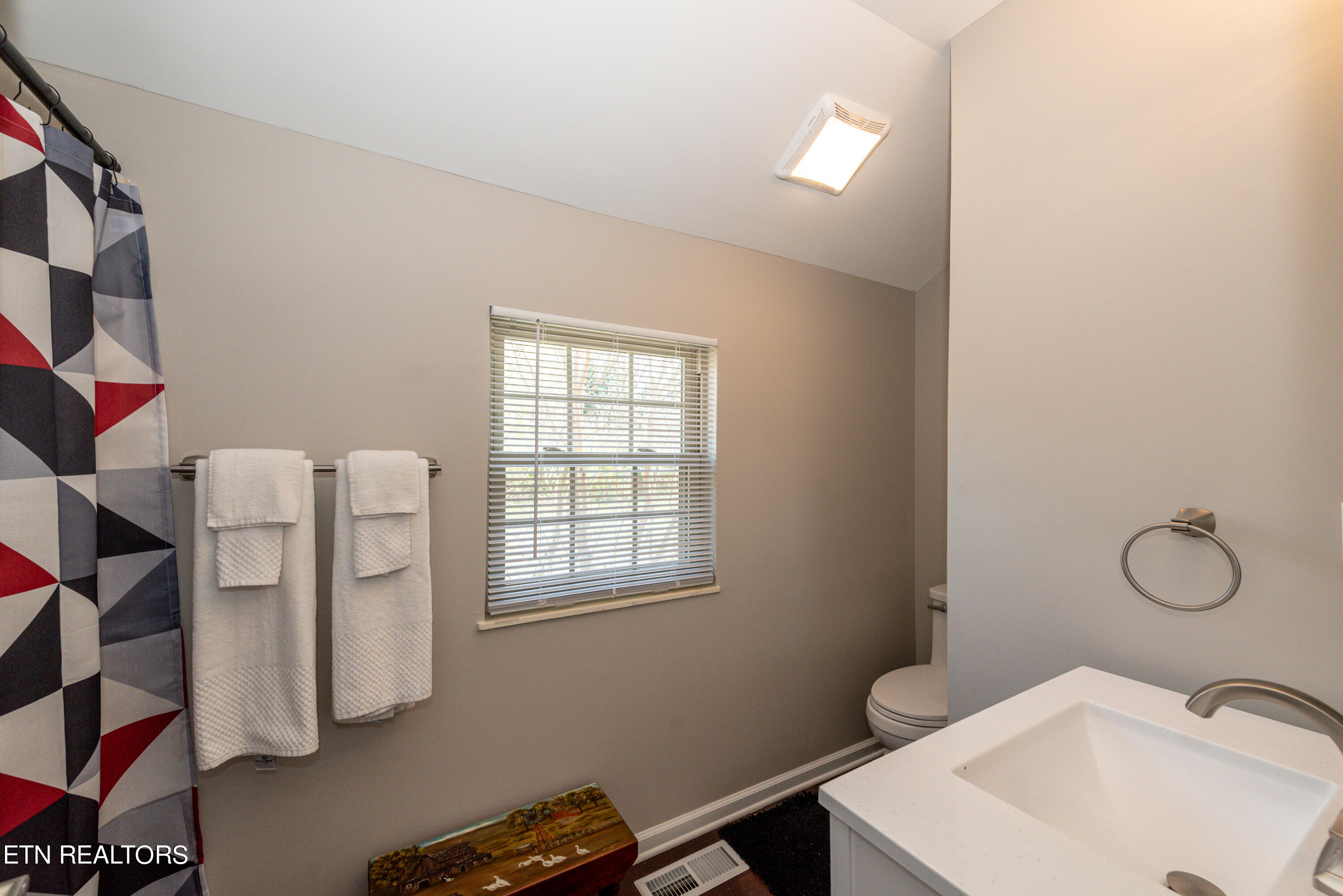 410 Bayberry Terrace