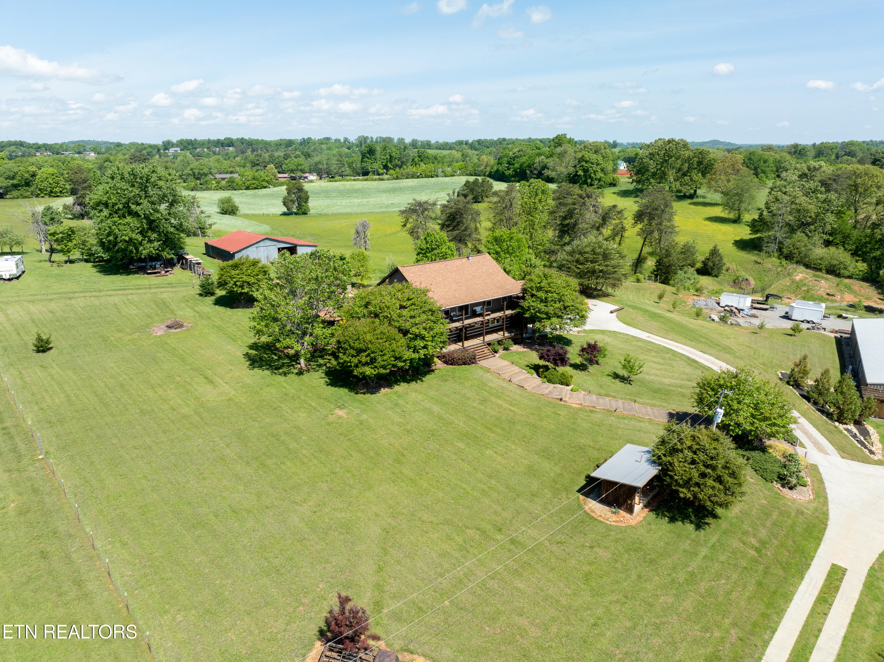 2132 Grey Ridge Rd